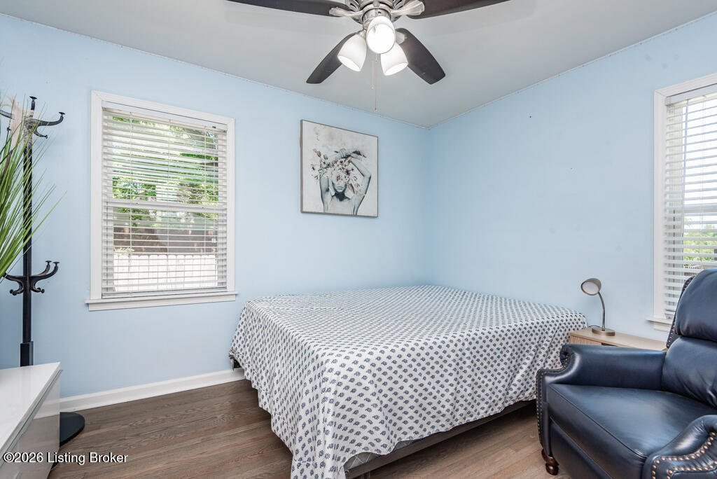 5307 Elise Way