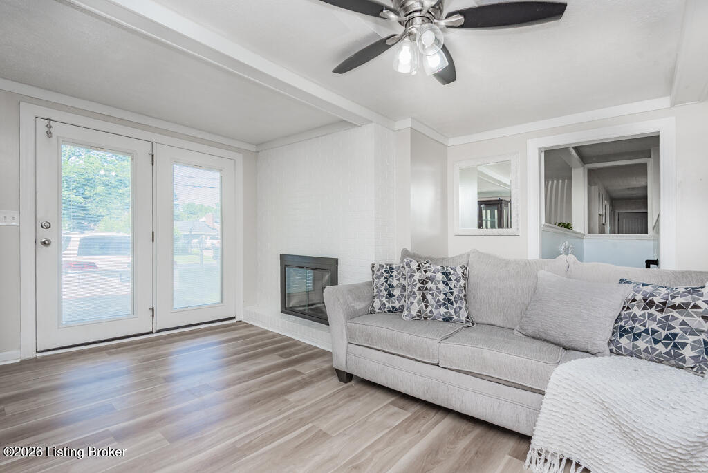 5307 Elise Way
