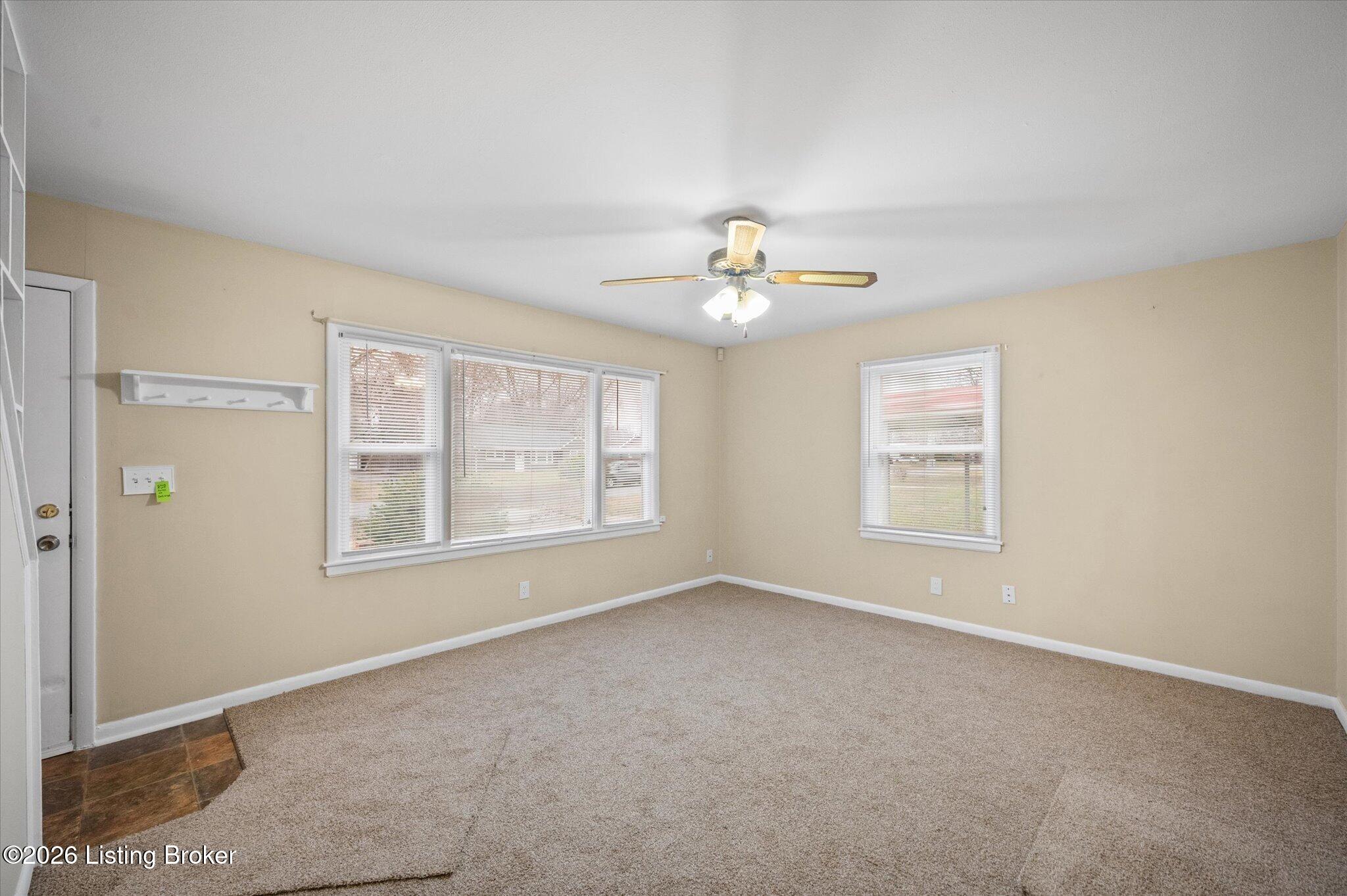 5416 Sir Barton Rd