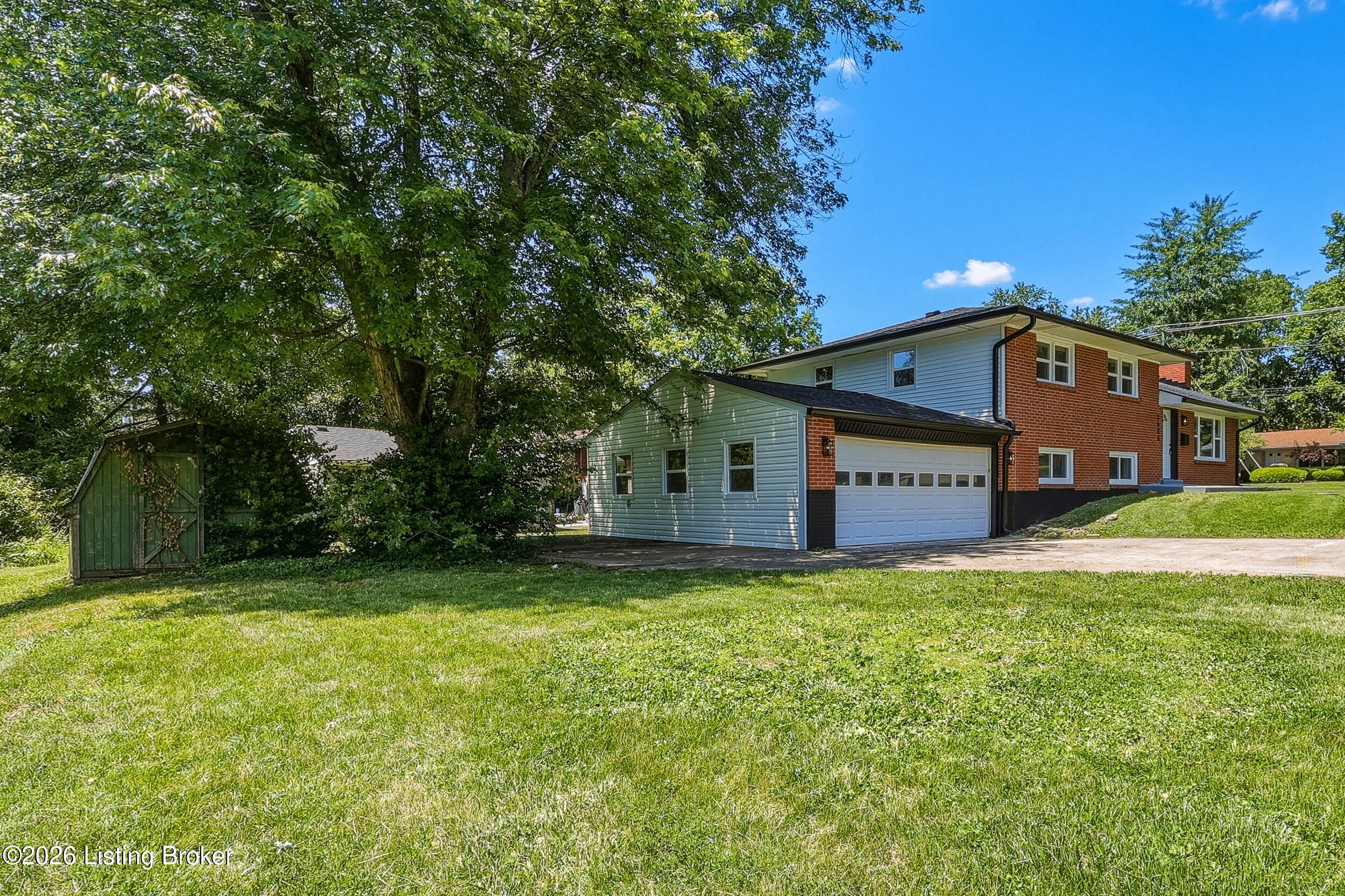 3600 Montclair Ave