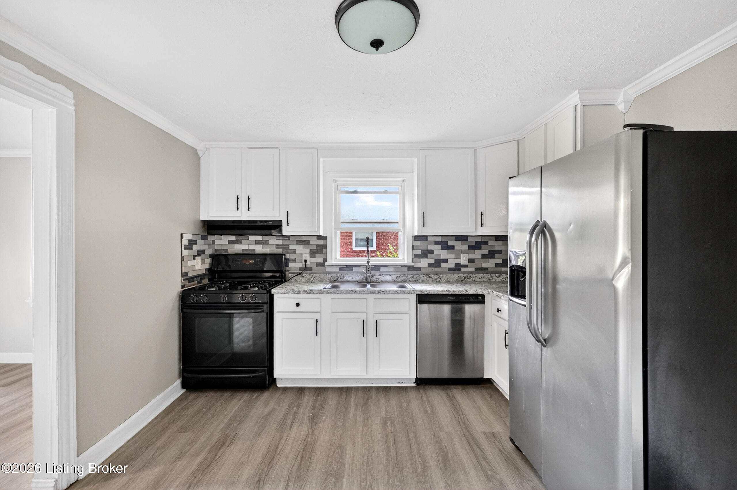 3158 New Lynnview Dr