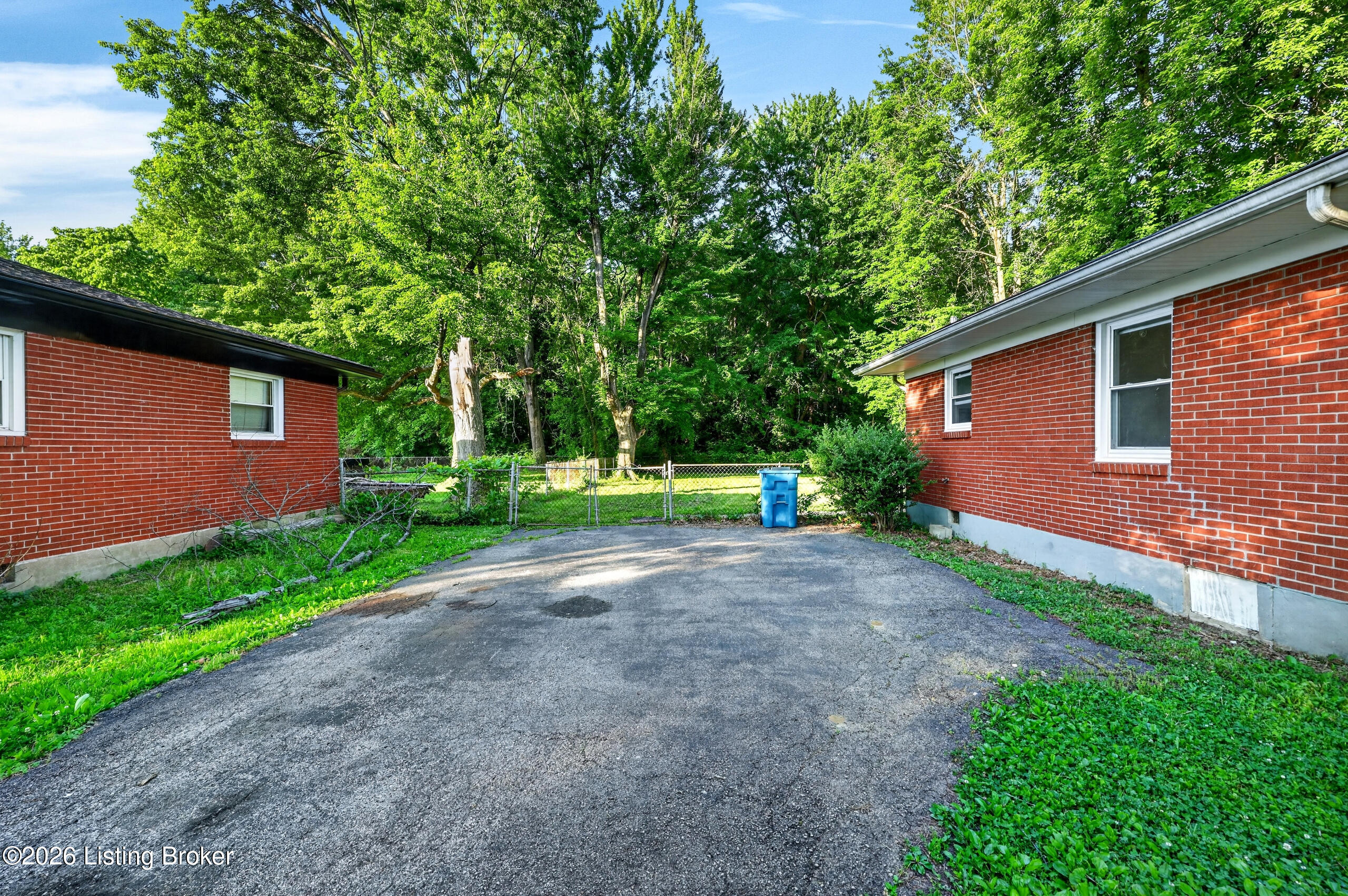 3158 New Lynnview Dr