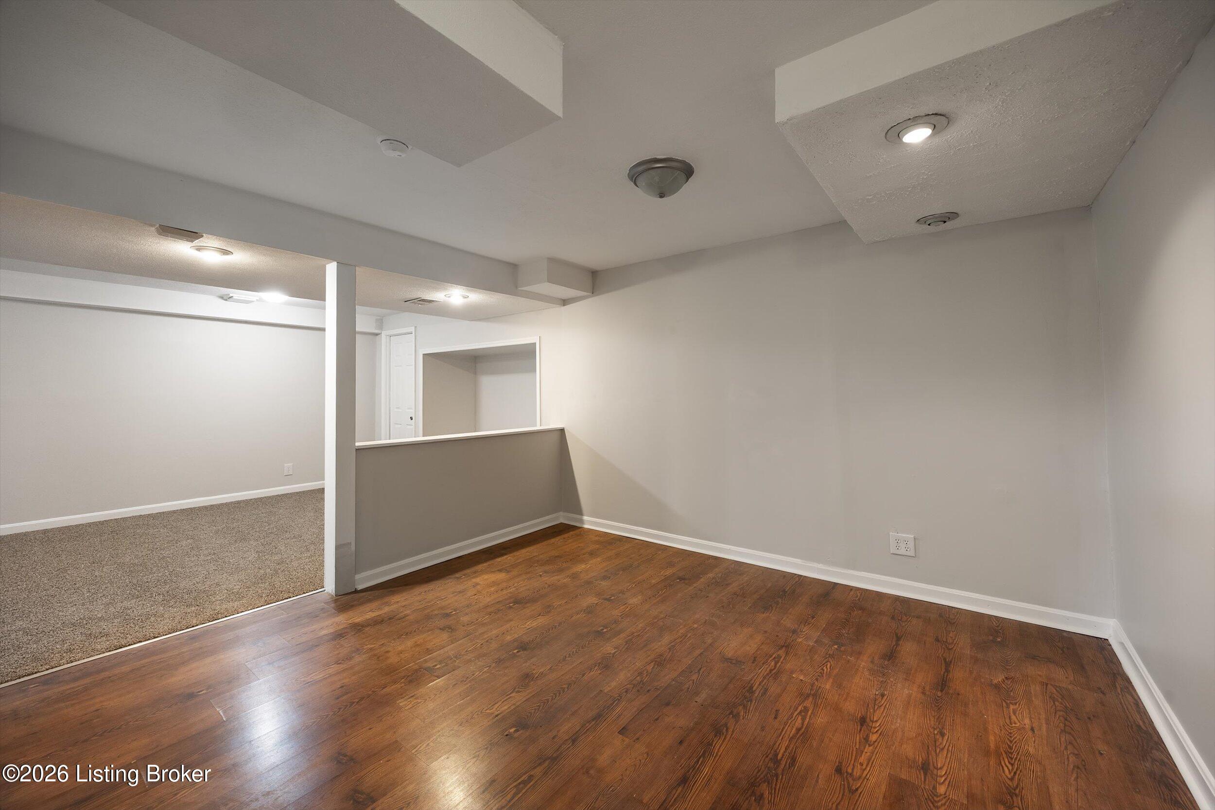 6711 Cassidy Cir