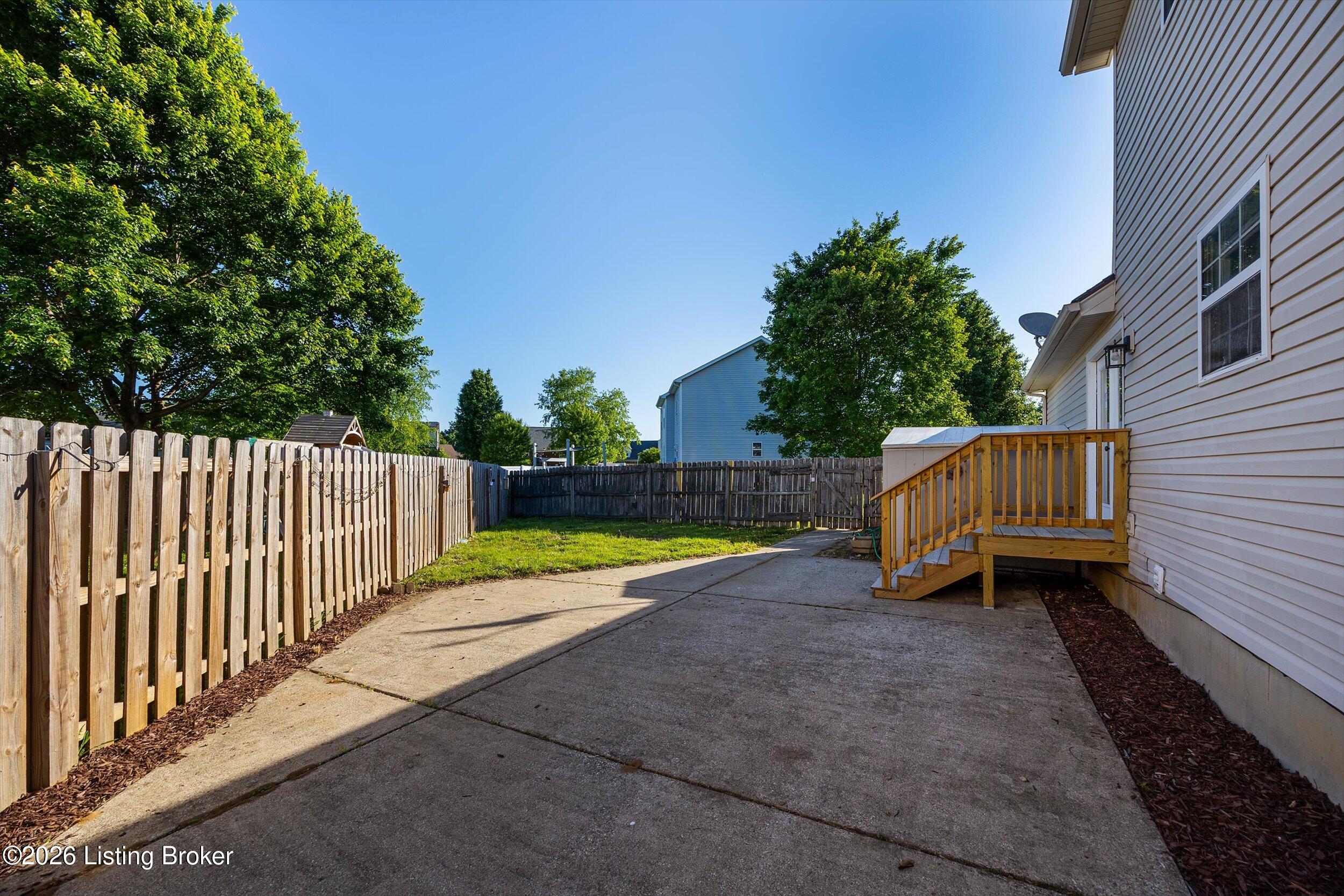 6711 Cassidy Cir