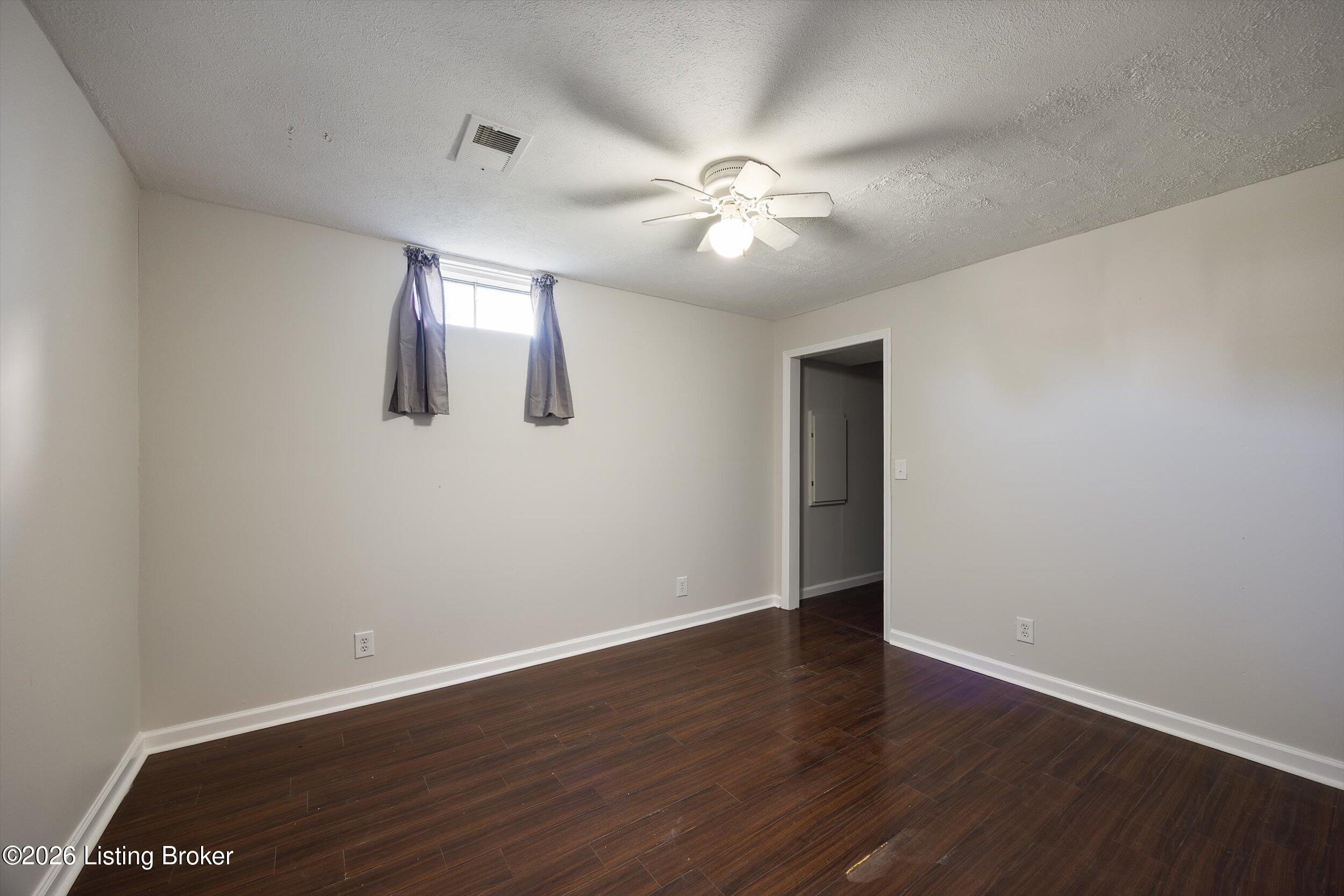 6711 Cassidy Cir
