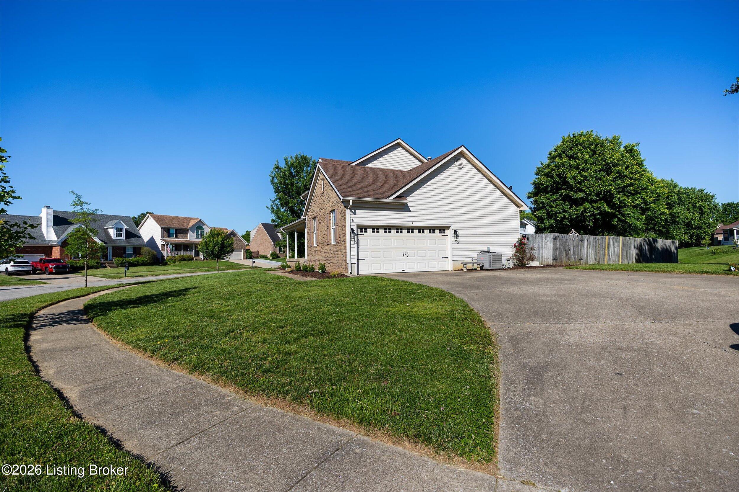 6711 Cassidy Cir