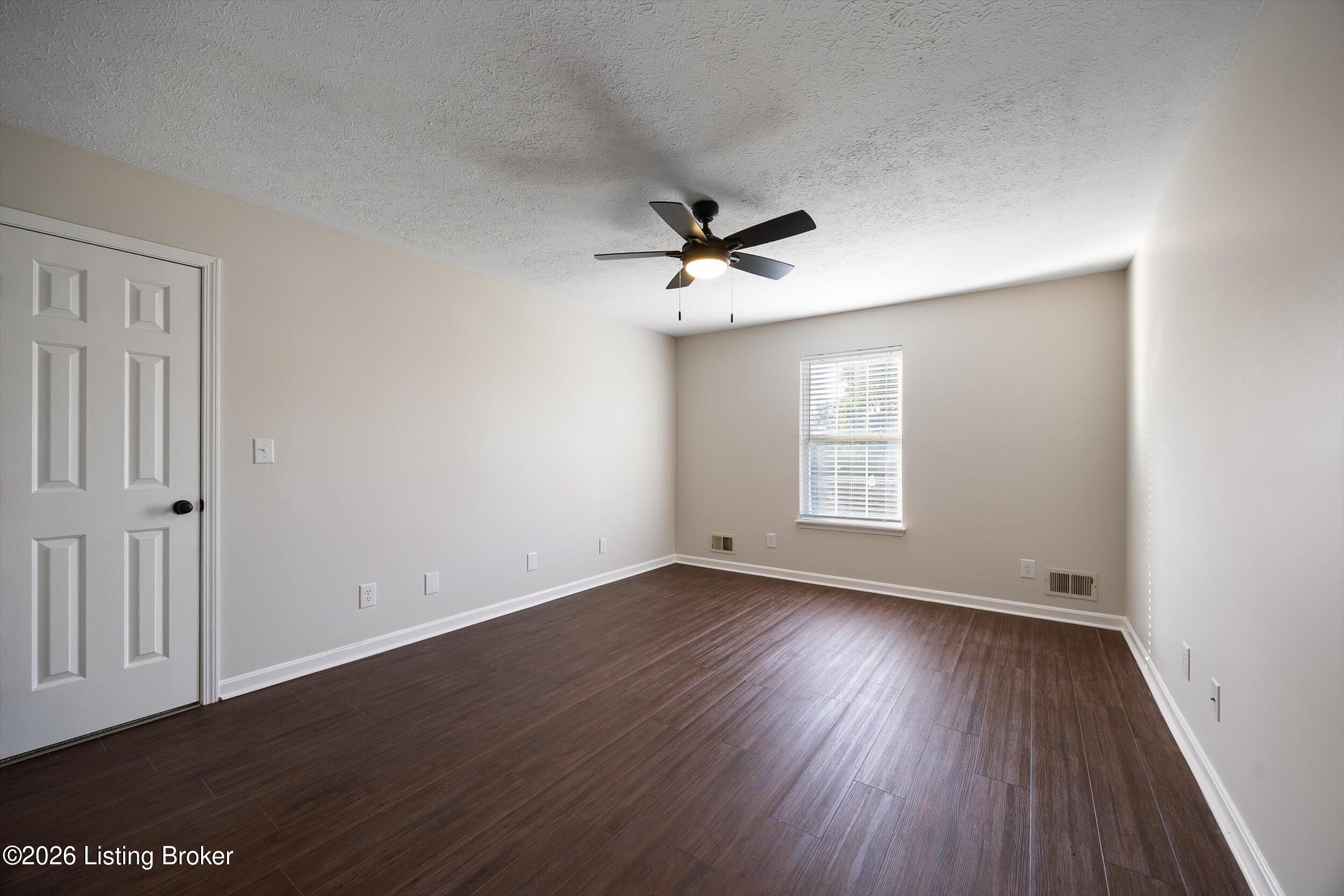 6711 Cassidy Cir