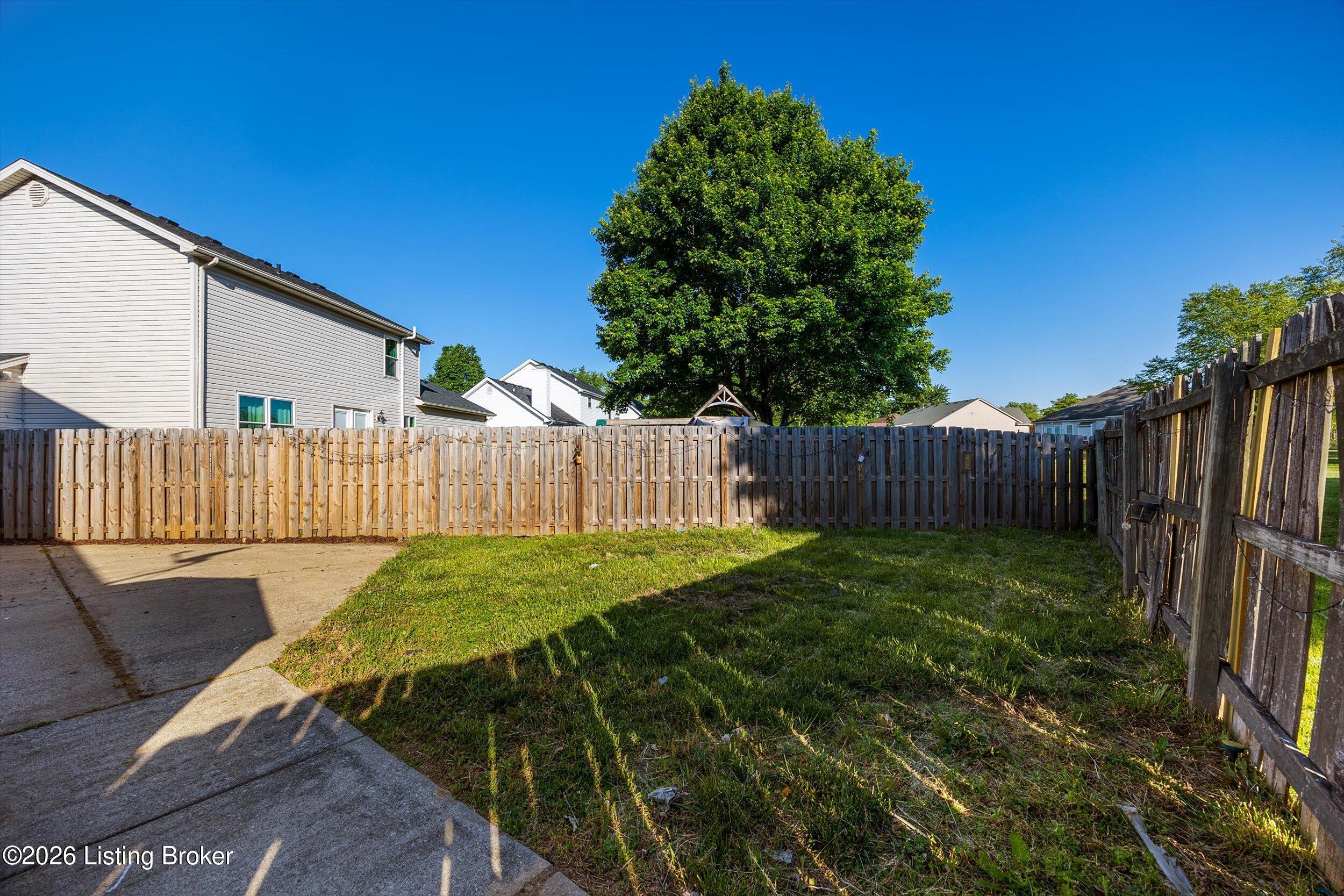 6711 Cassidy Cir