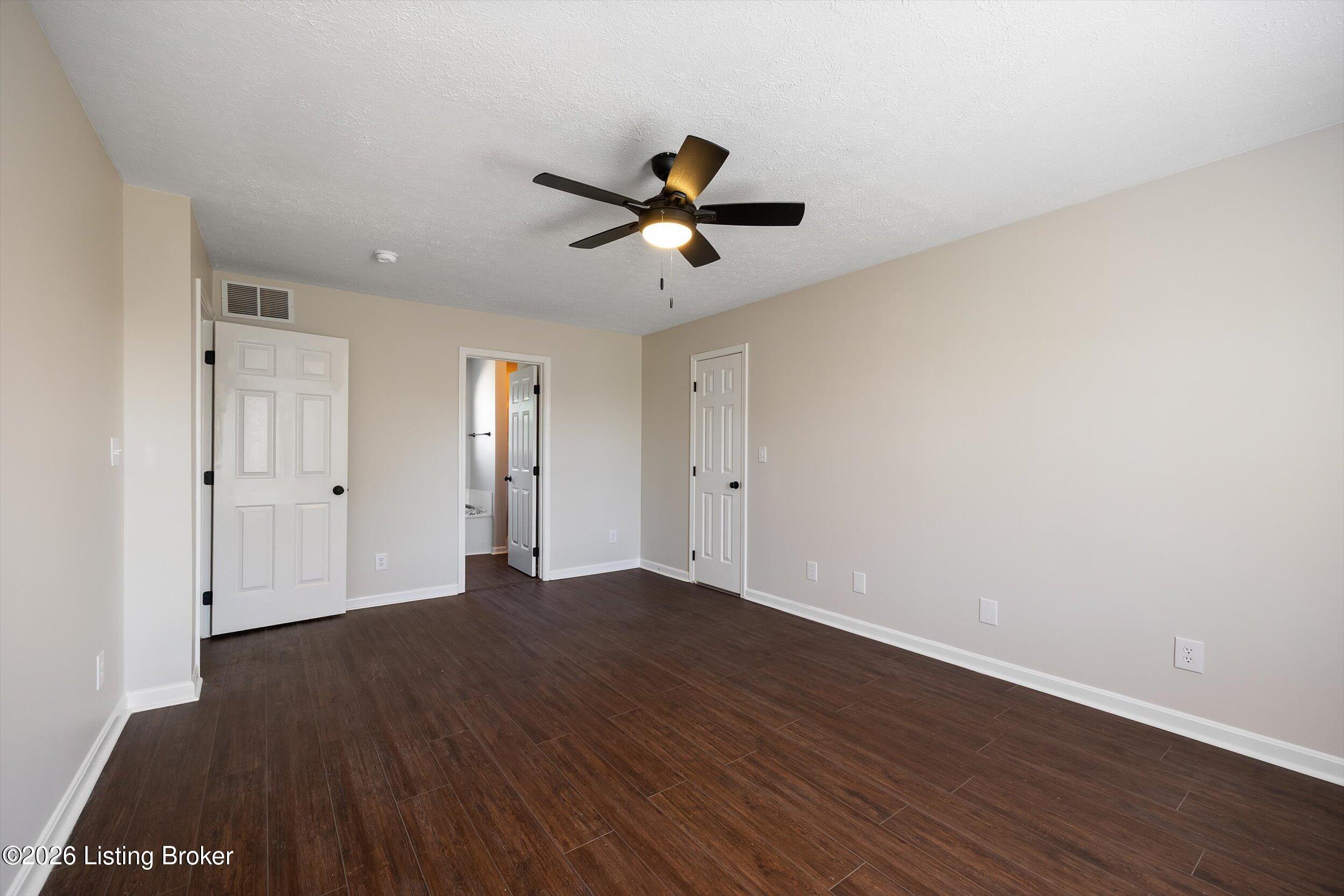 6711 Cassidy Cir