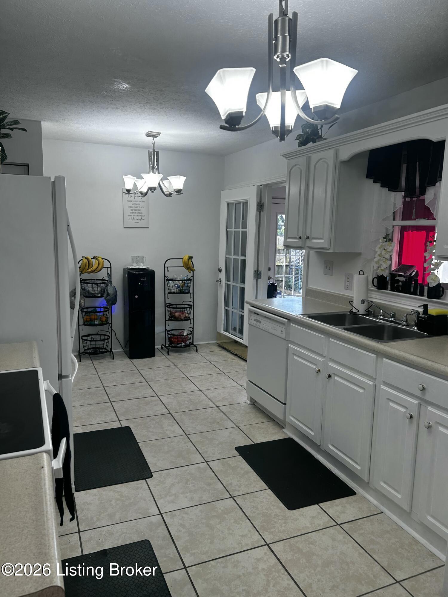 9510 Shoshone Way