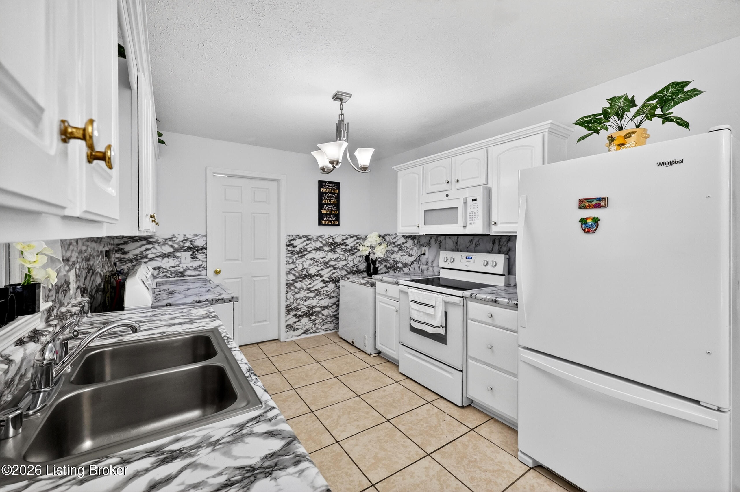 9510 Shoshone Way