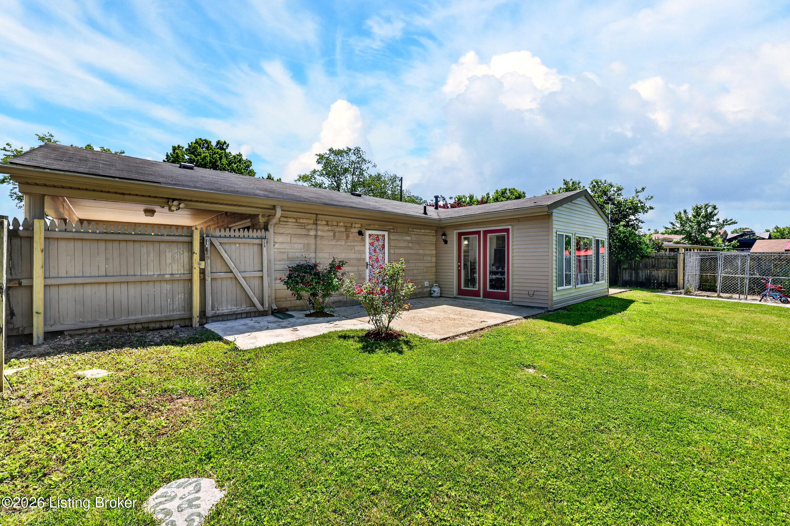 9510 Shoshone Way