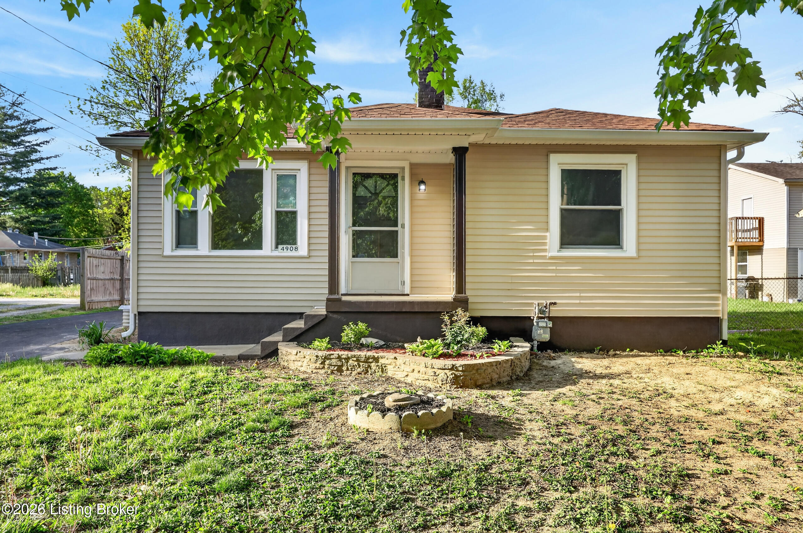 4908 Greenwood Rd