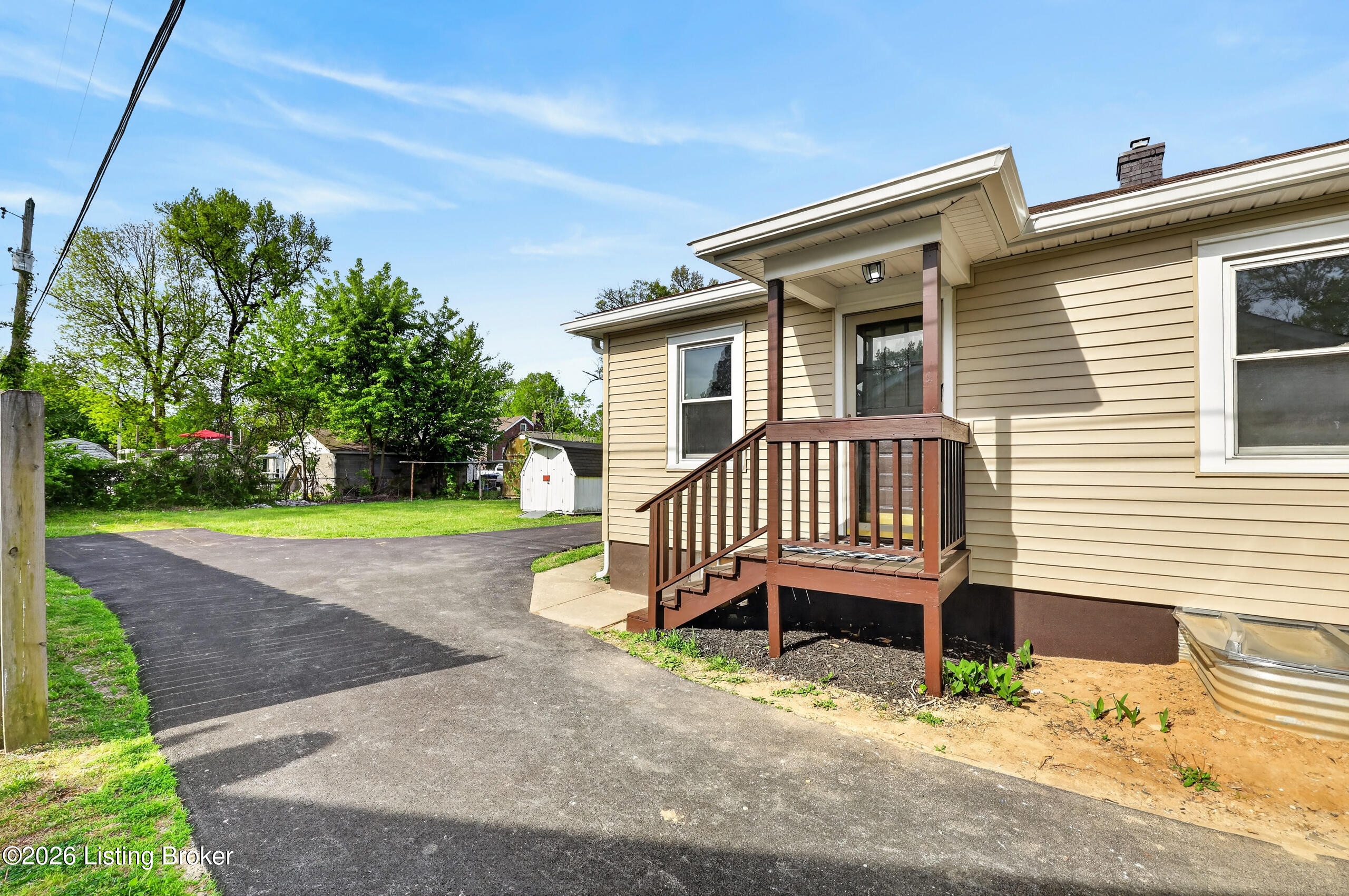 4908 Greenwood Rd