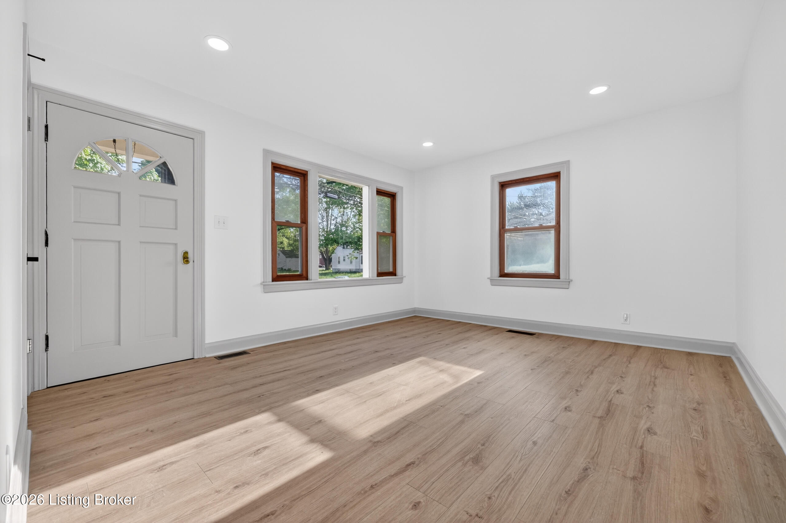 4908 Greenwood Rd