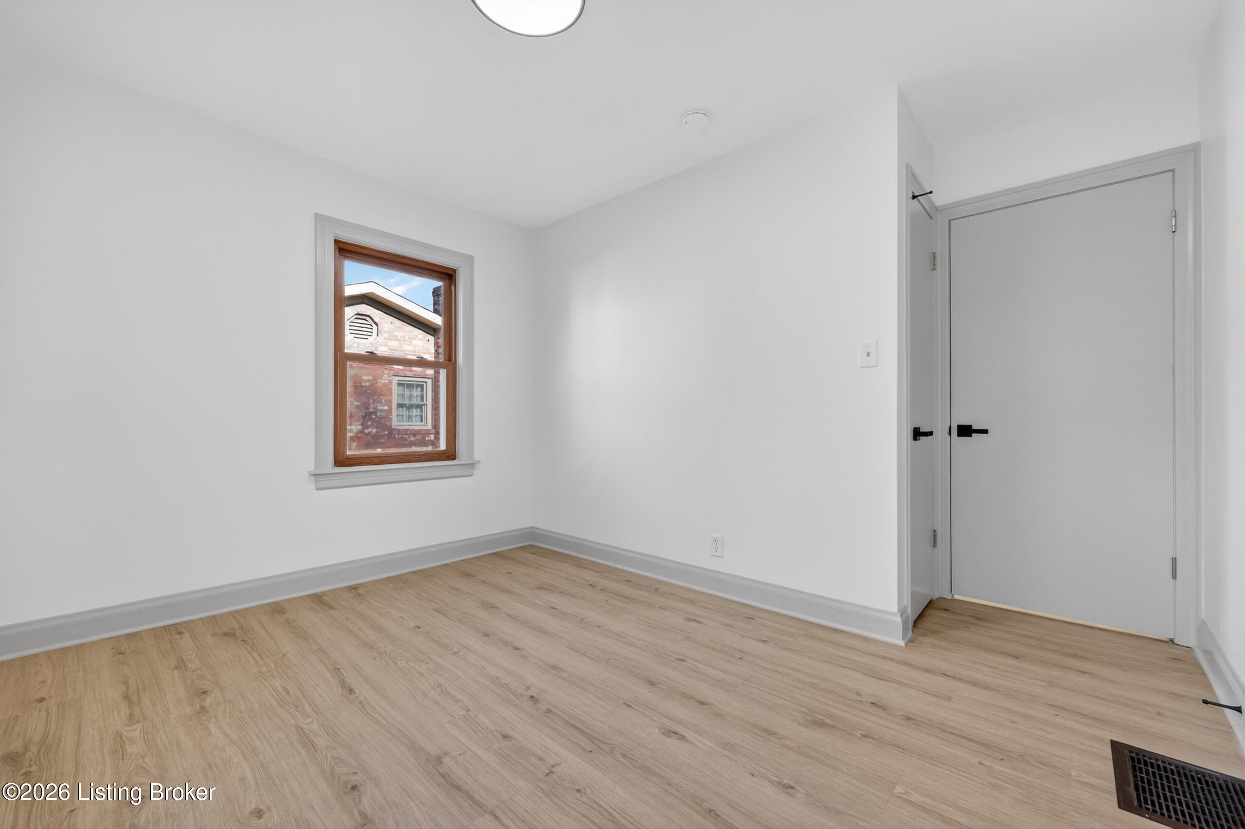 4908 Greenwood Rd