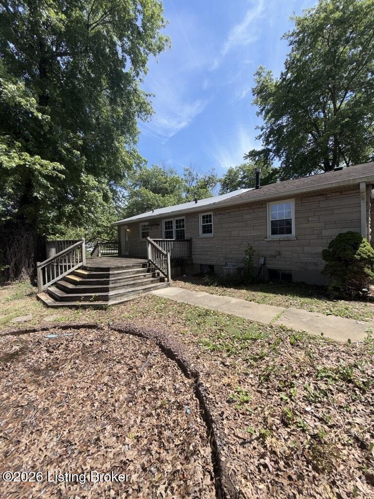 5605 Mockernut Ln