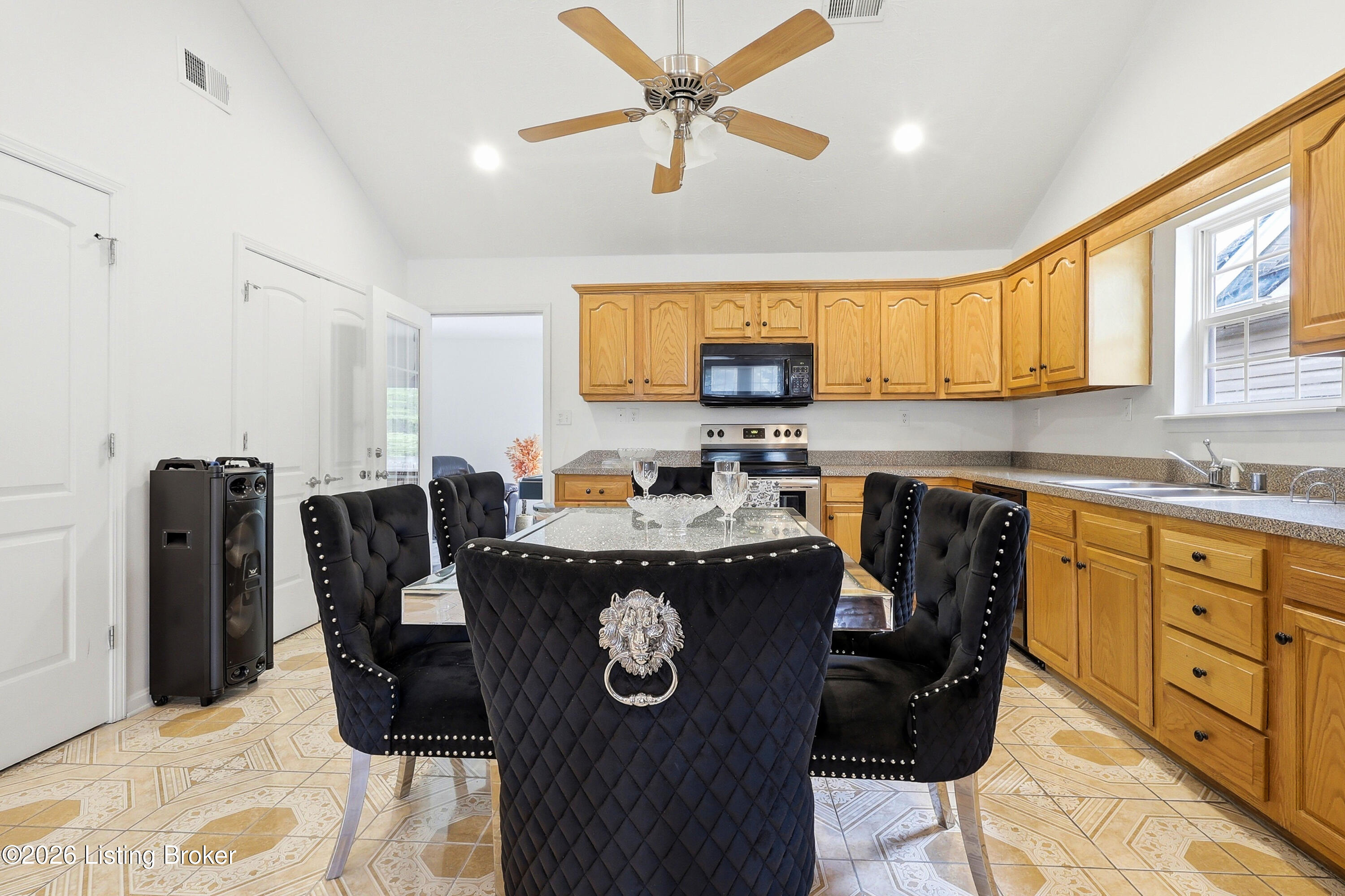 13018 Bessels Blvd