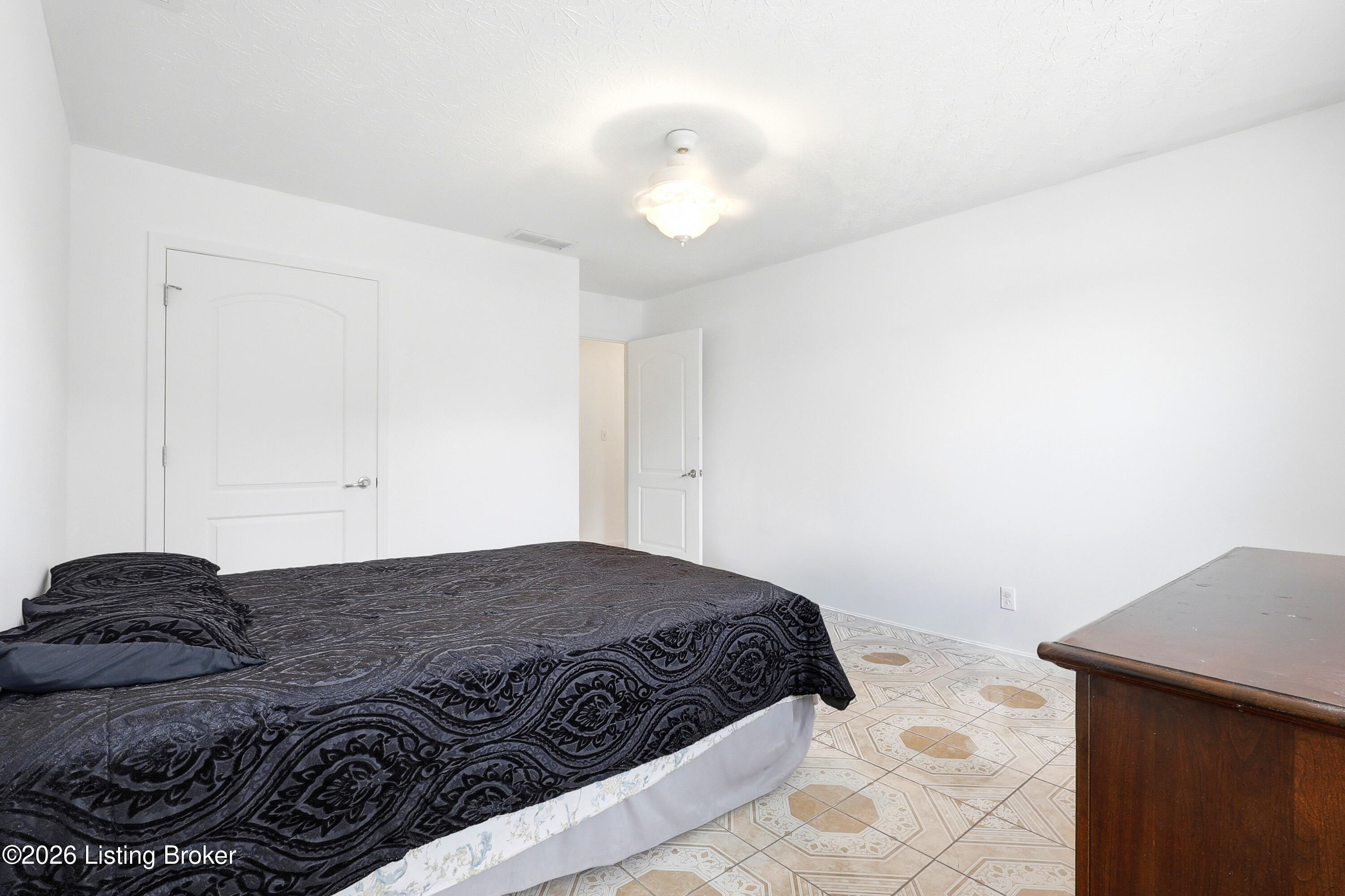 13018 Bessels Blvd