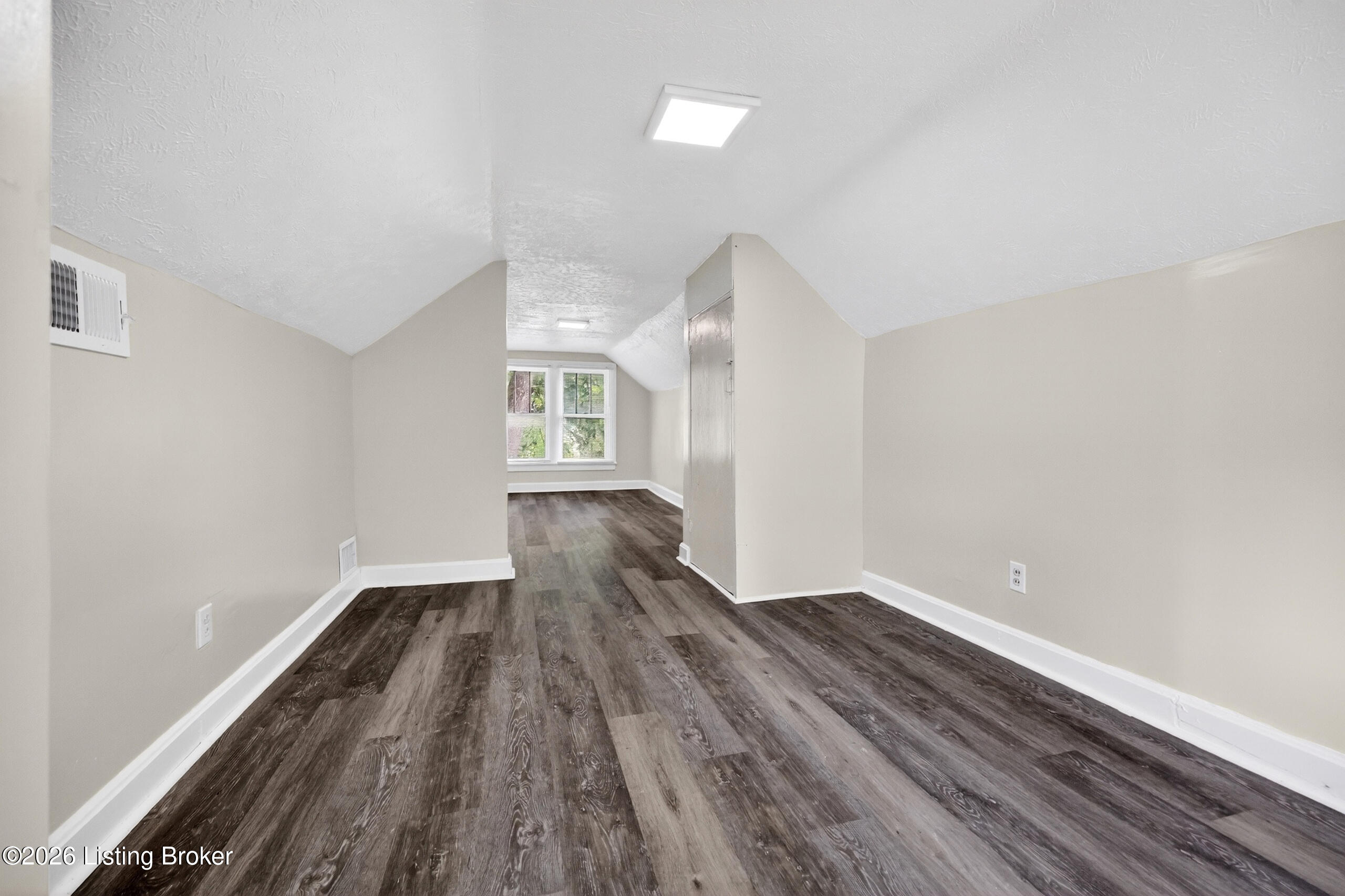 3314 Van Winkle Dr
