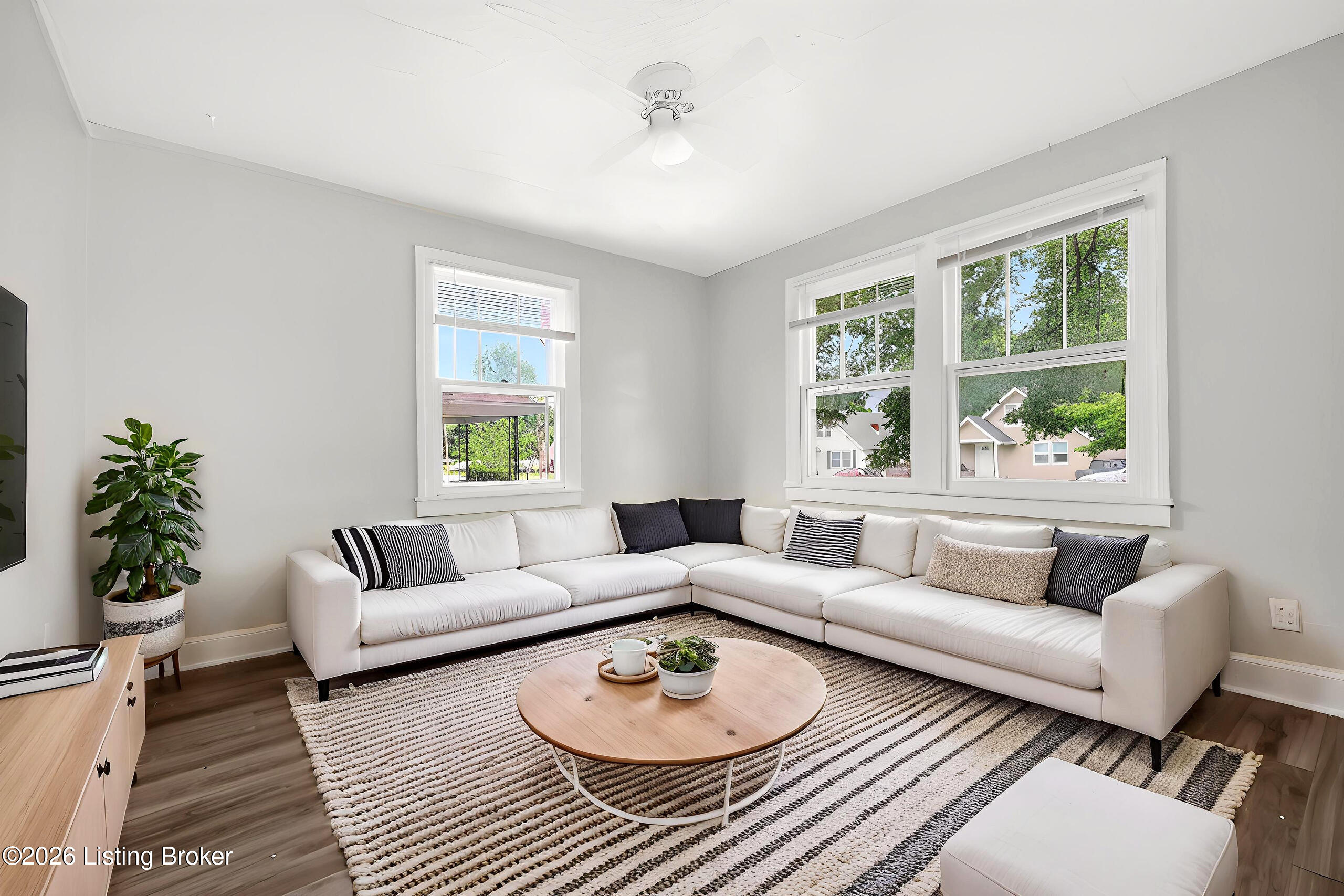3314 Van Winkle Dr