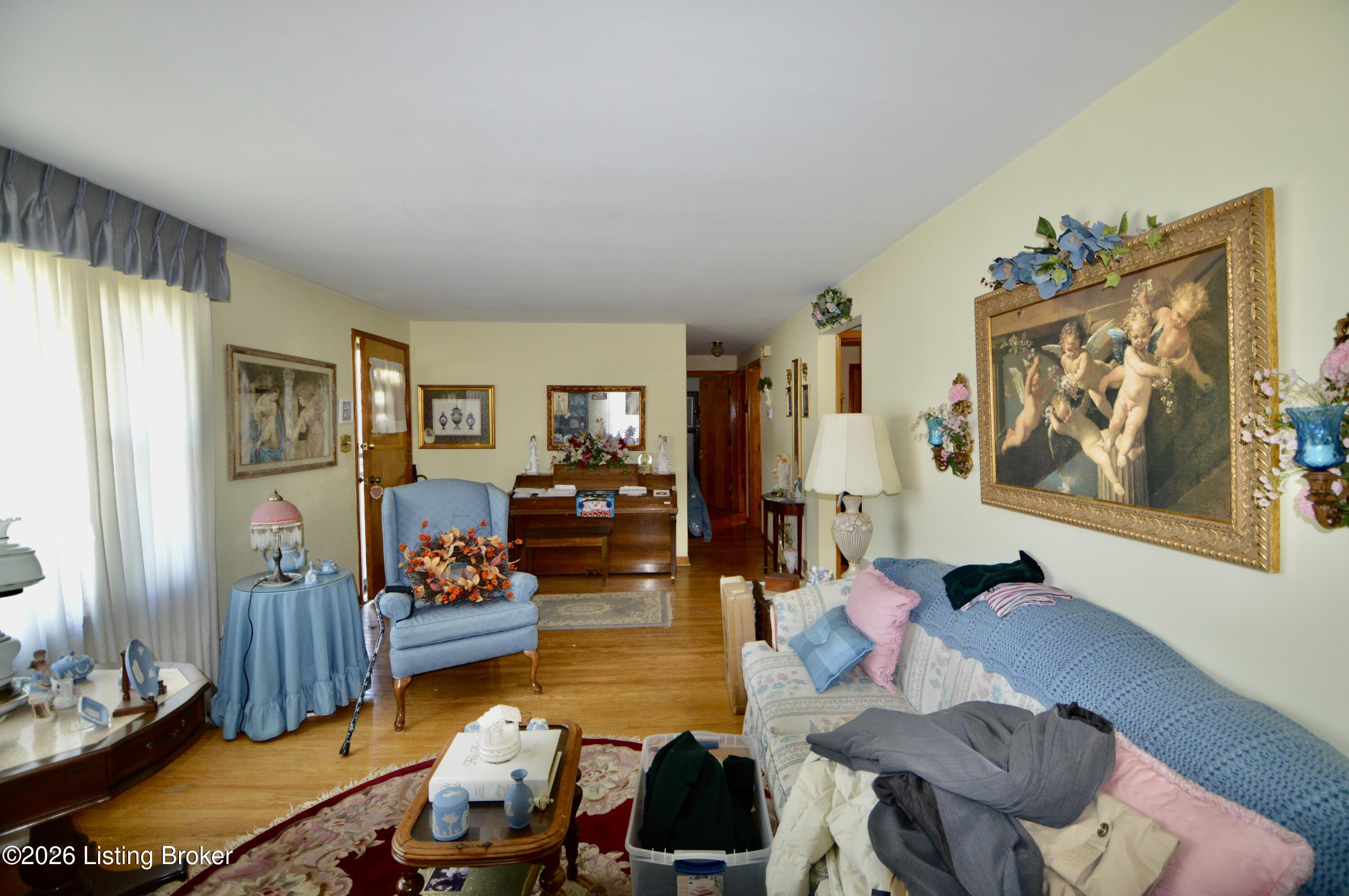 3512 Schaffner Dr