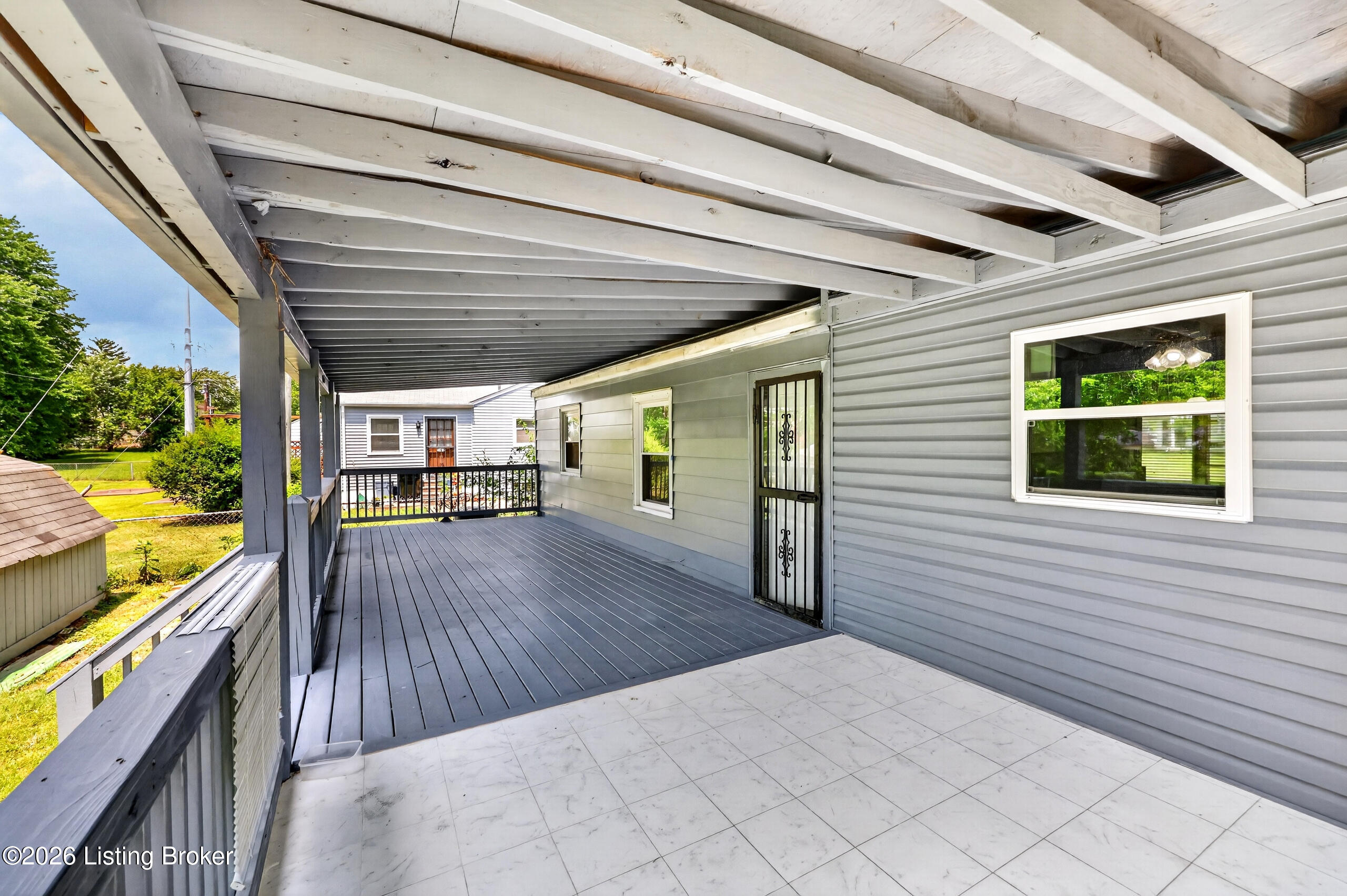 308 W Southside Ct