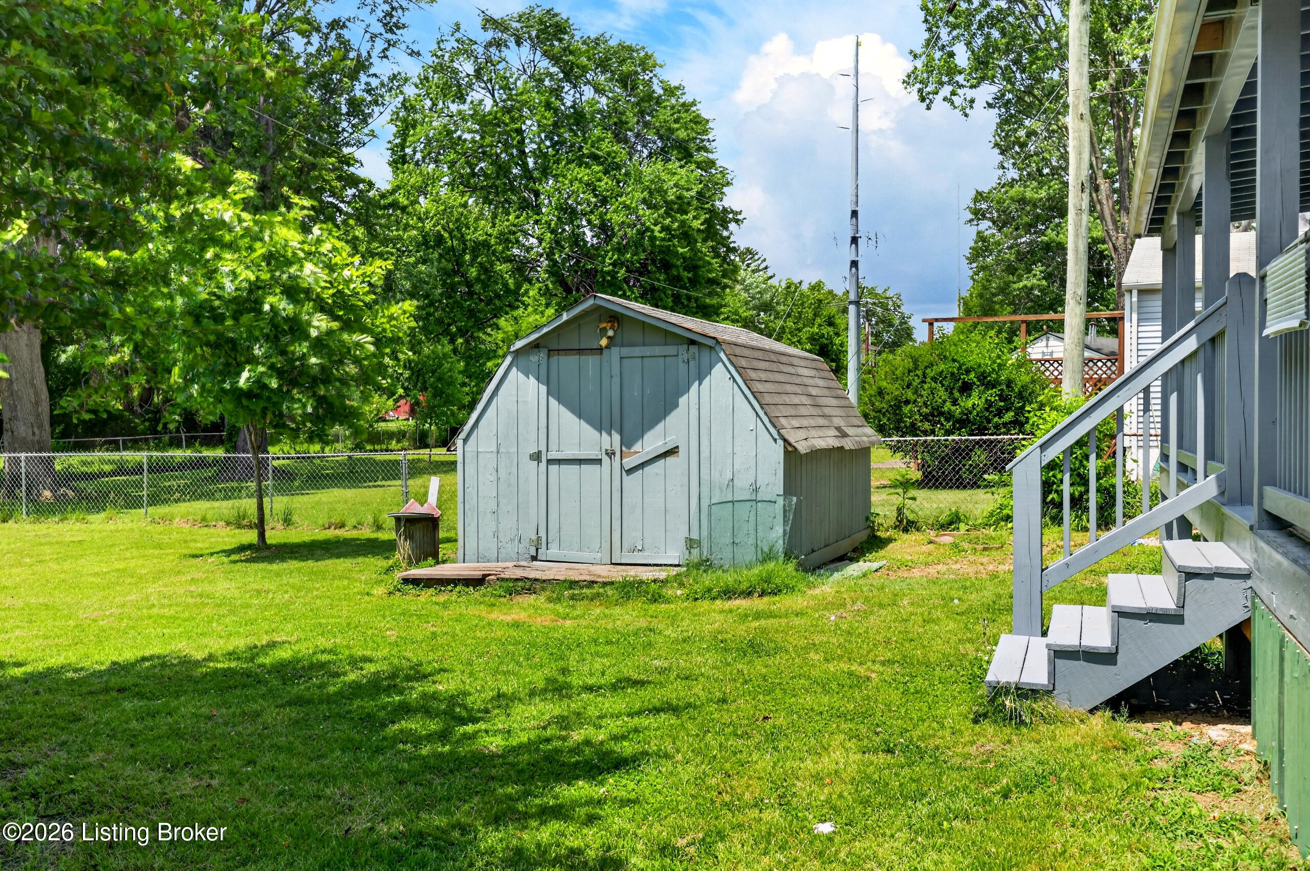 308 W Southside Ct