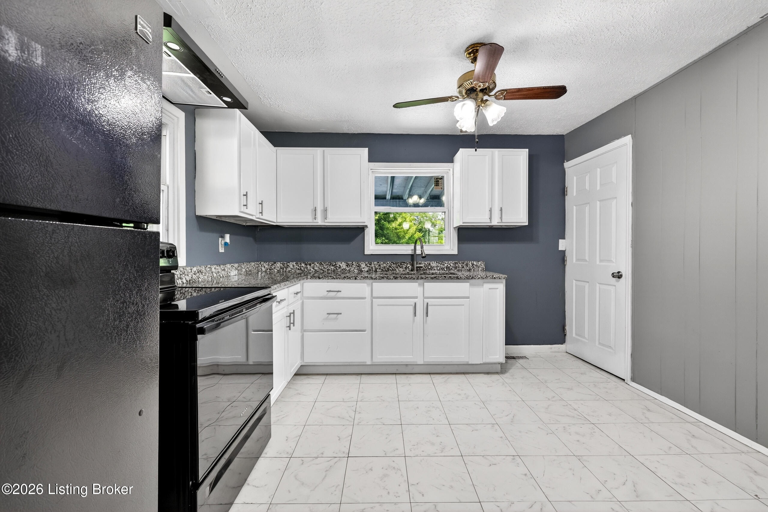 308 W Southside Ct