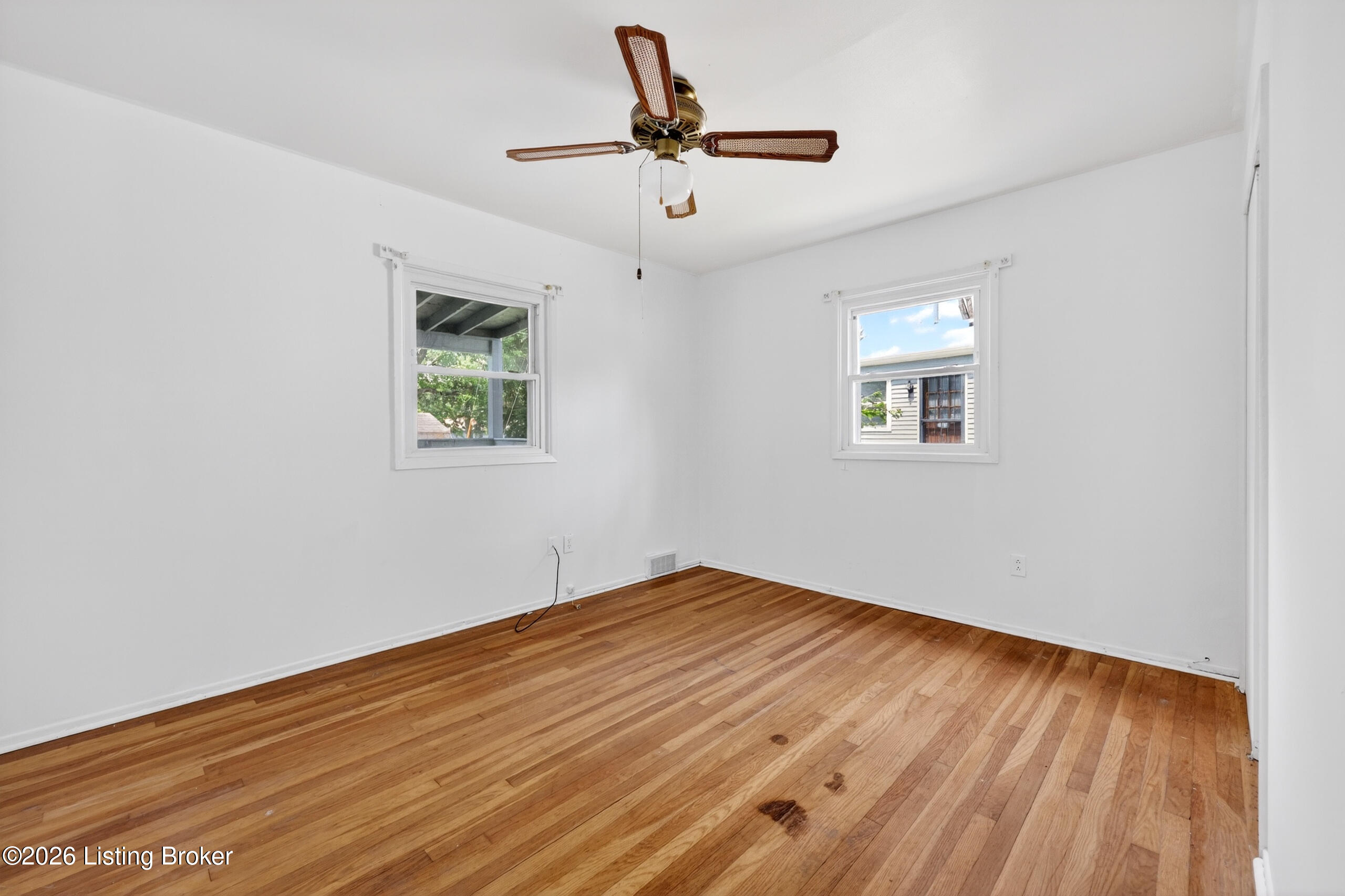 308 W Southside Ct