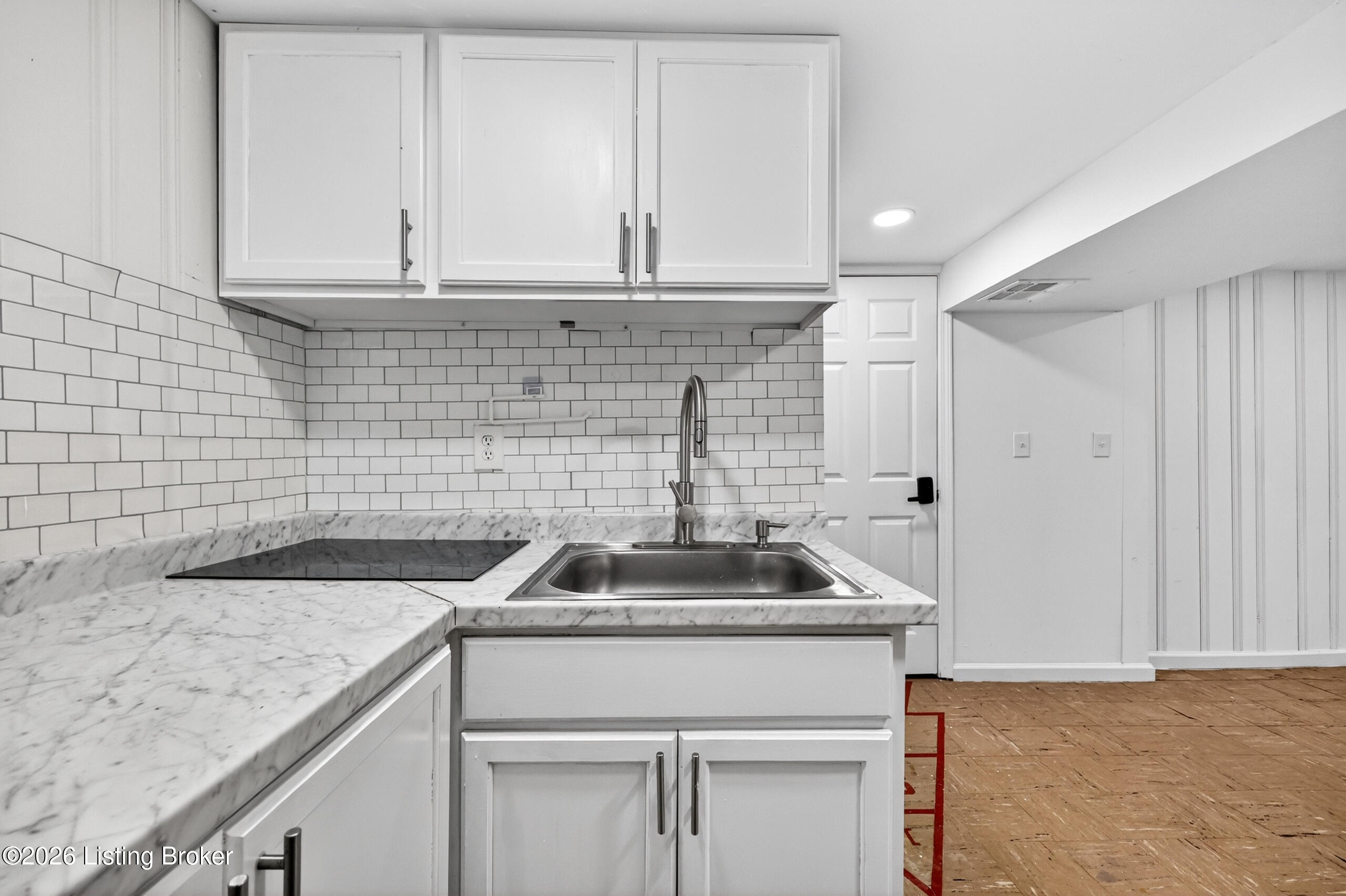 308 W Southside Ct