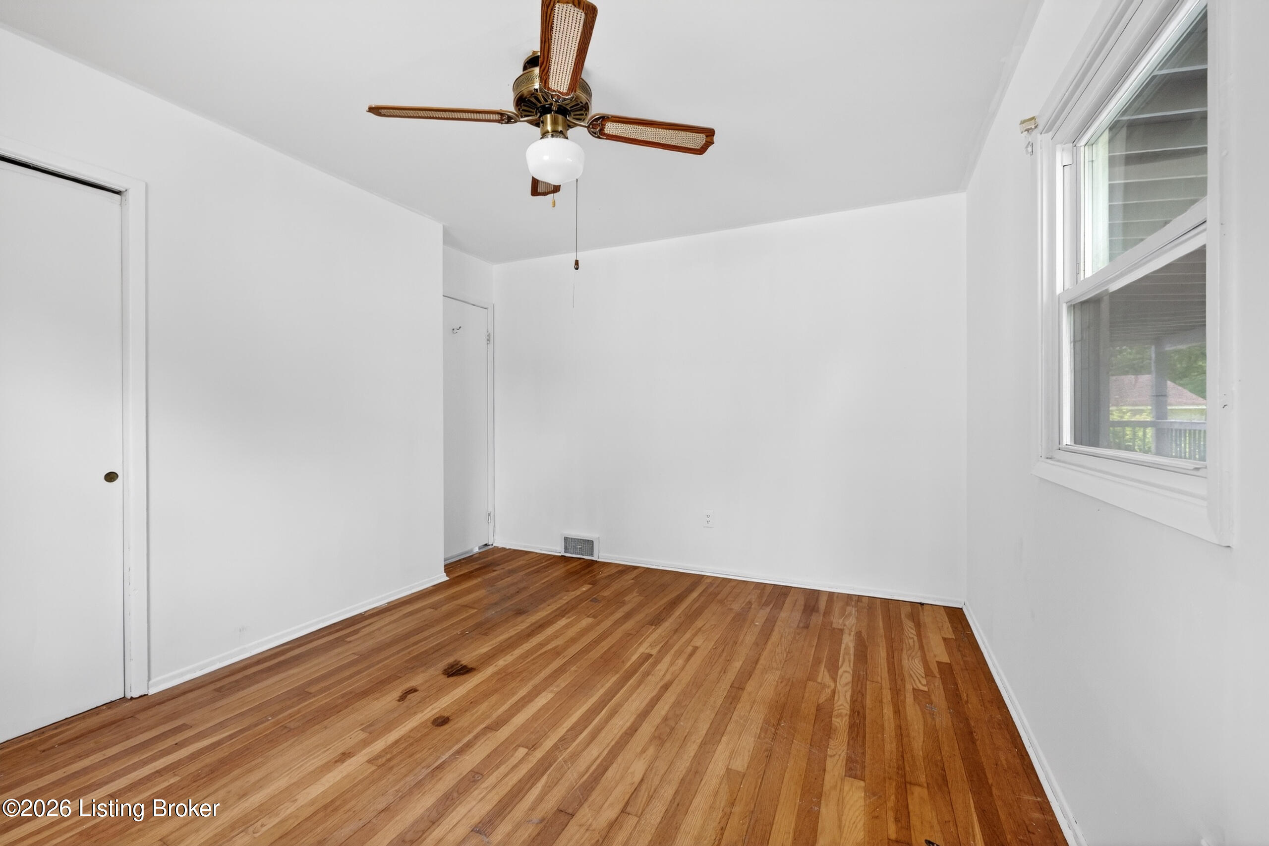 308 W Southside Ct