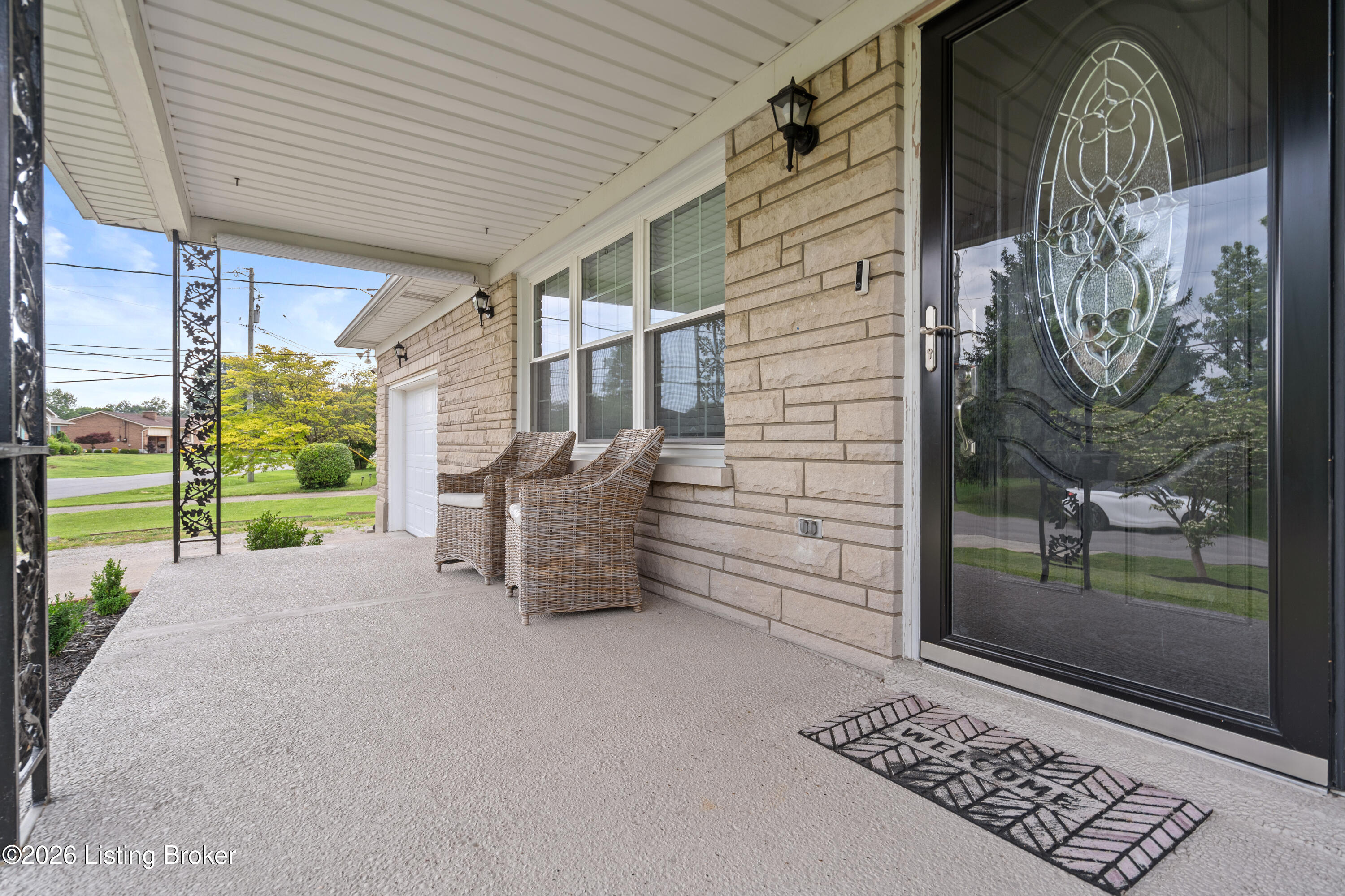7028 Uranus Dr