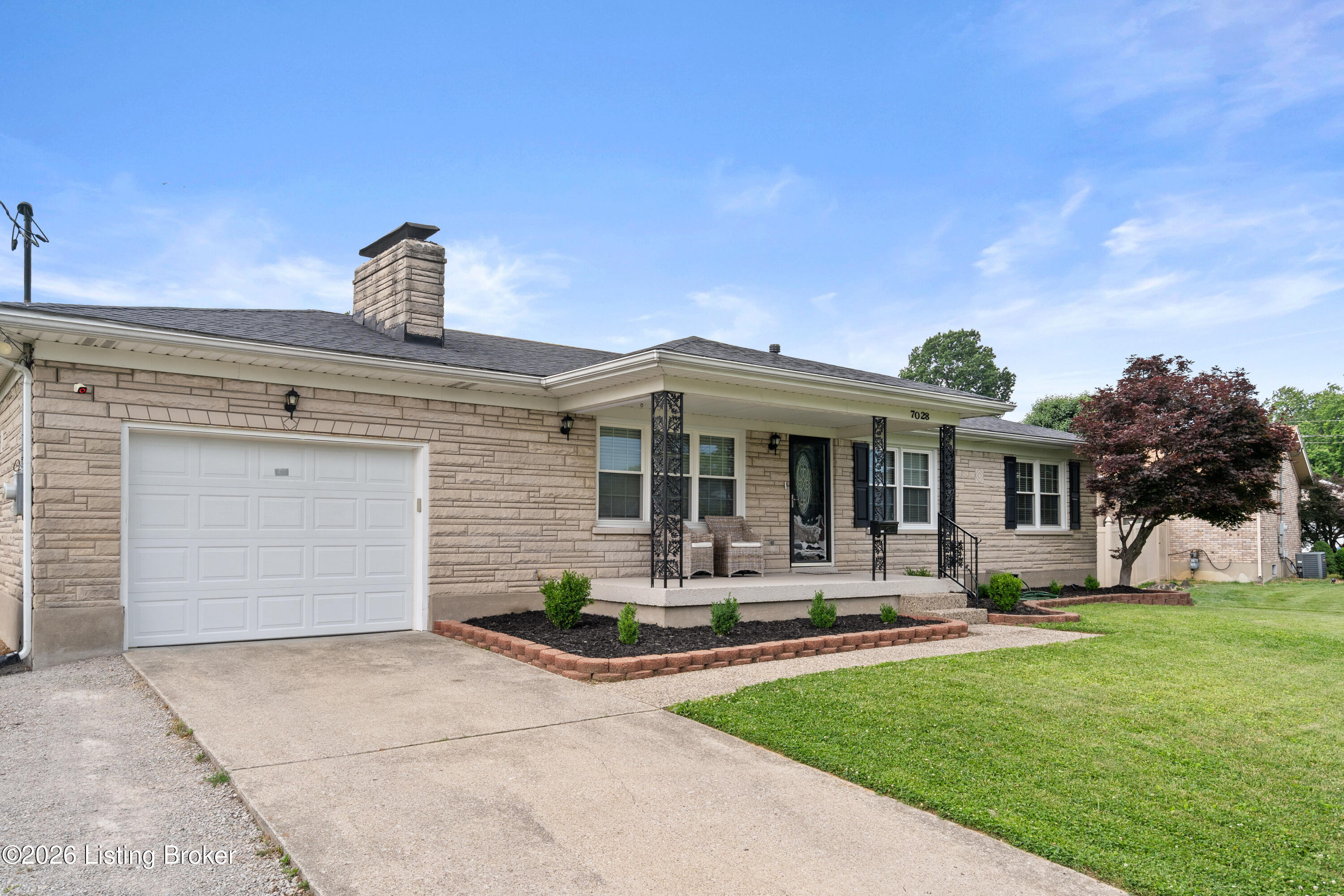 7028 Uranus Dr