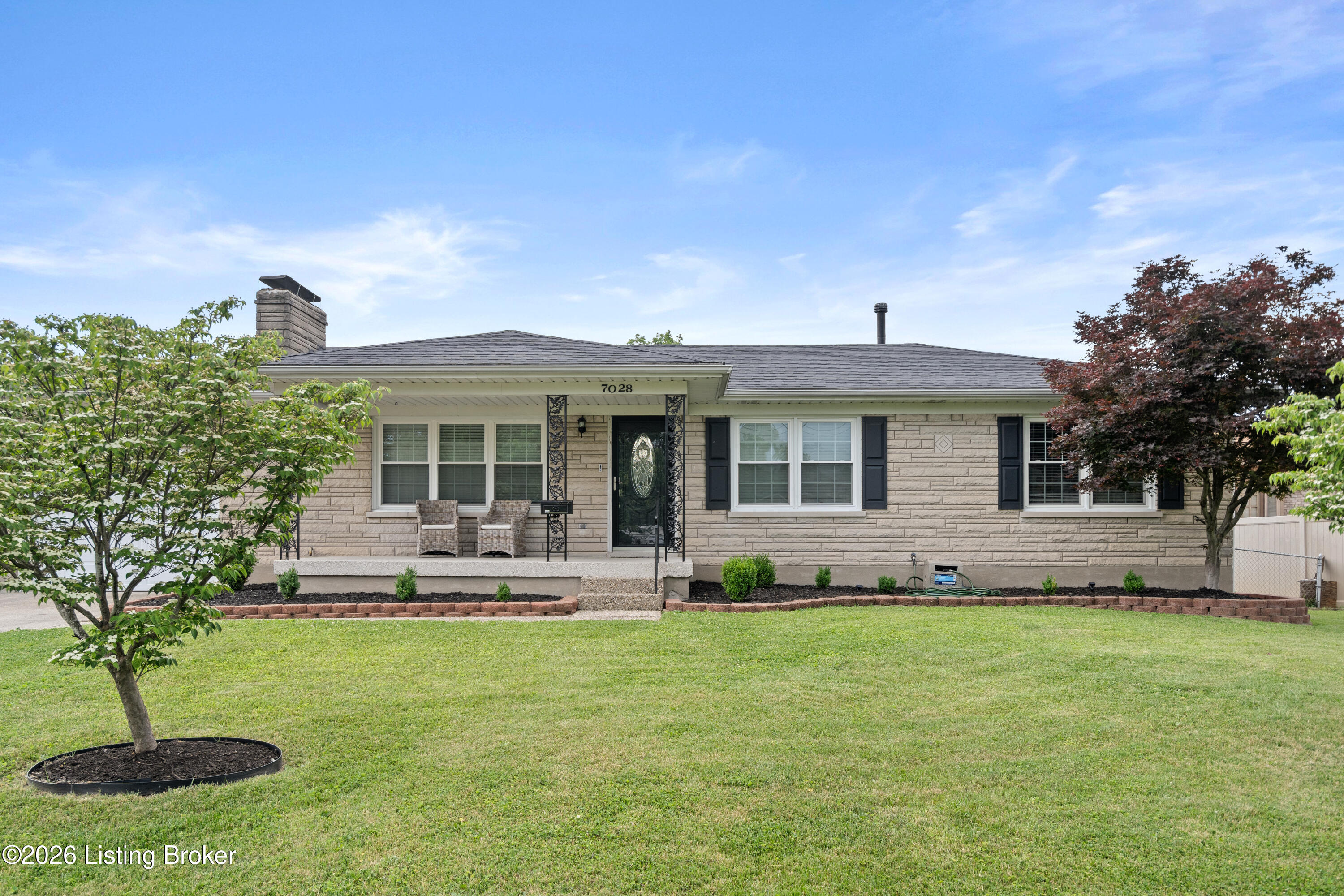 7028 Uranus Dr