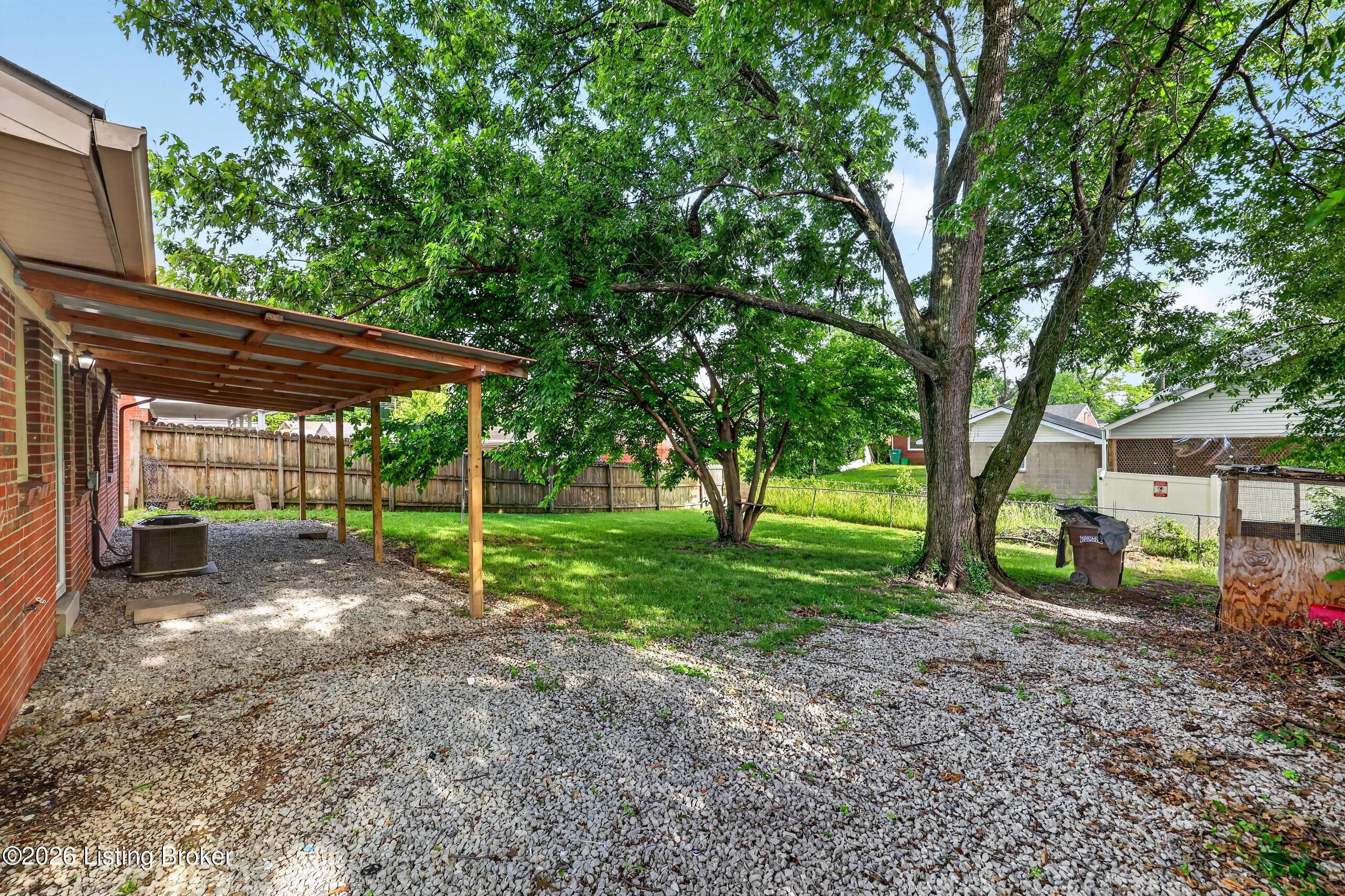 4602 Caspian Dr