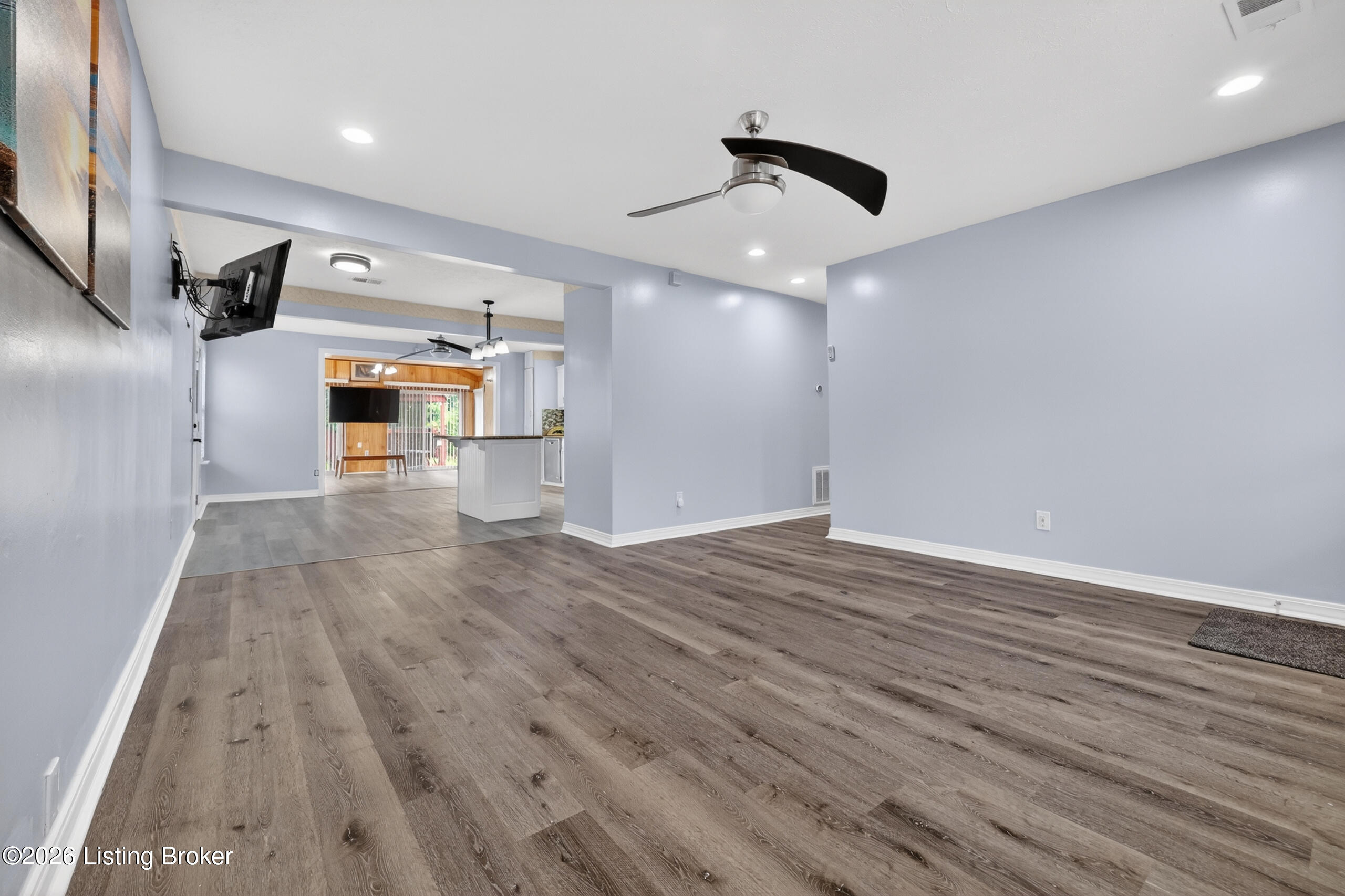 6197 Jeffrey Dr