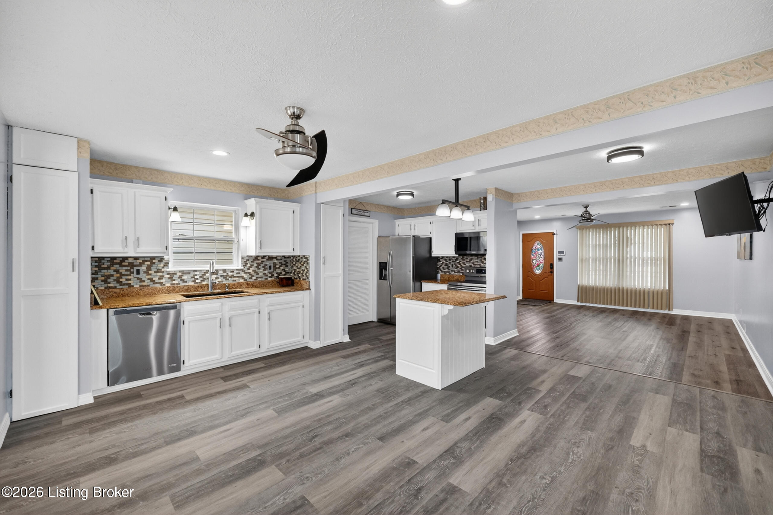6197 Jeffrey Dr