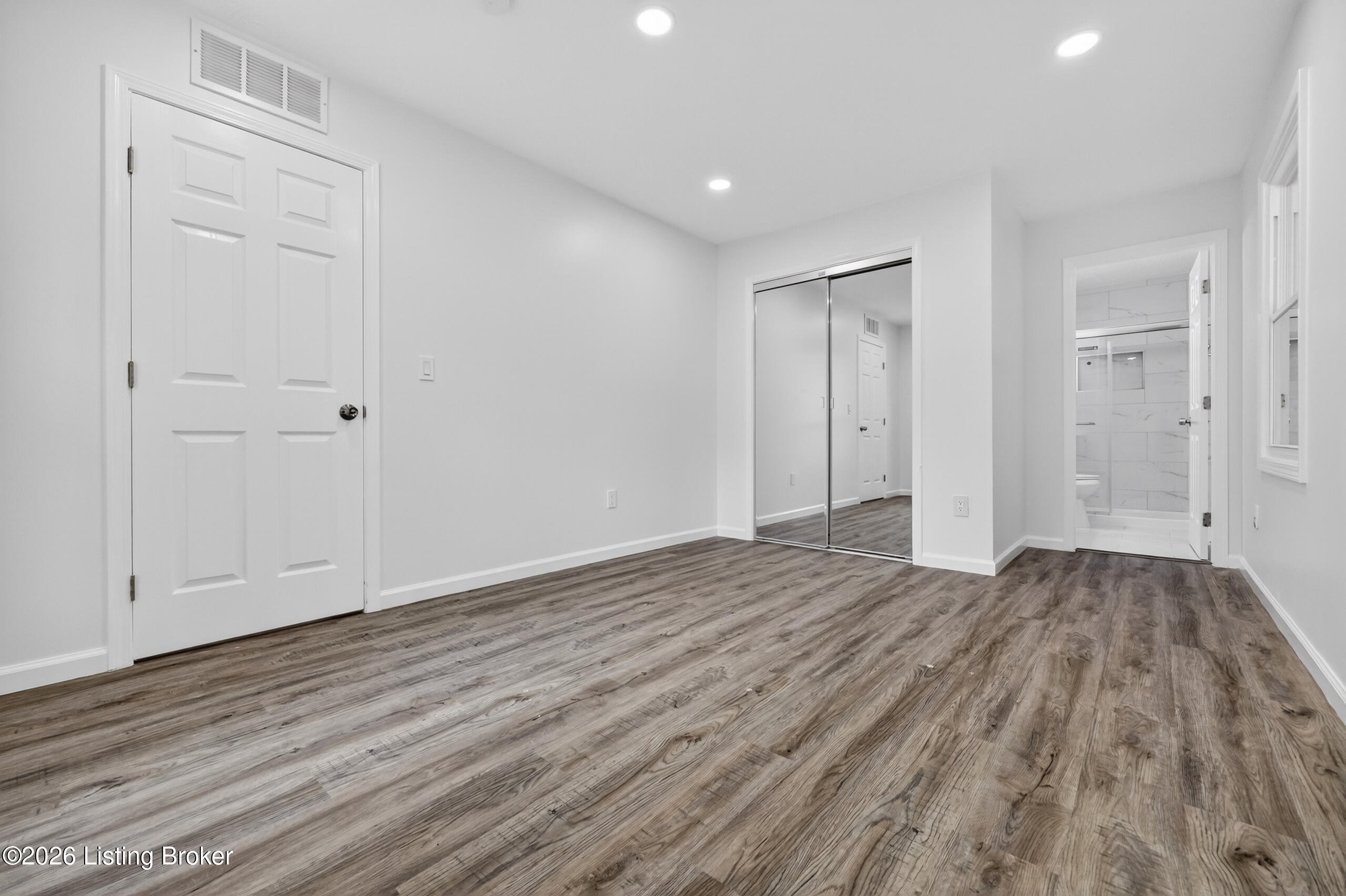 8907 Lantana Dr