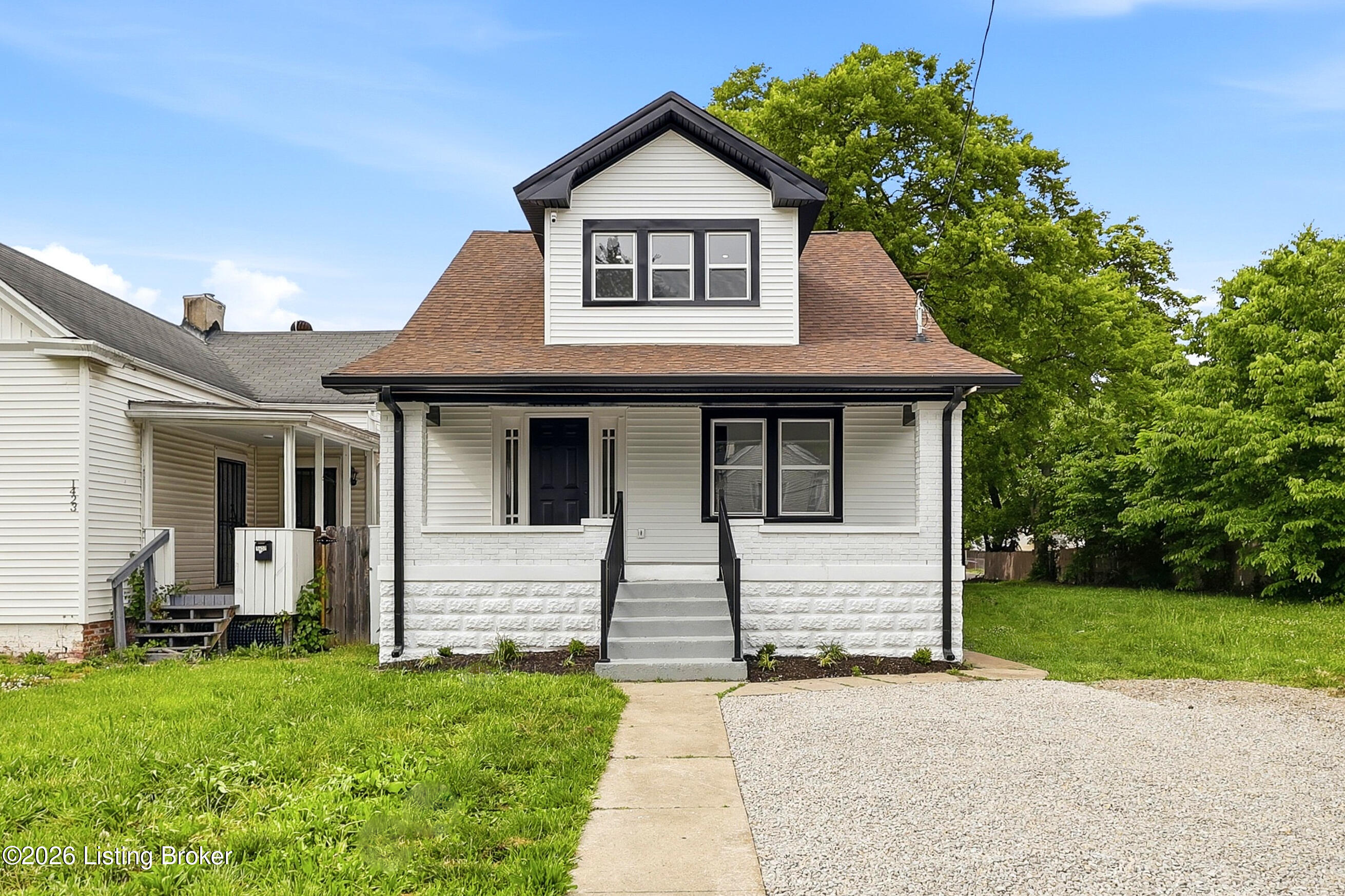 1421 Berry Blvd