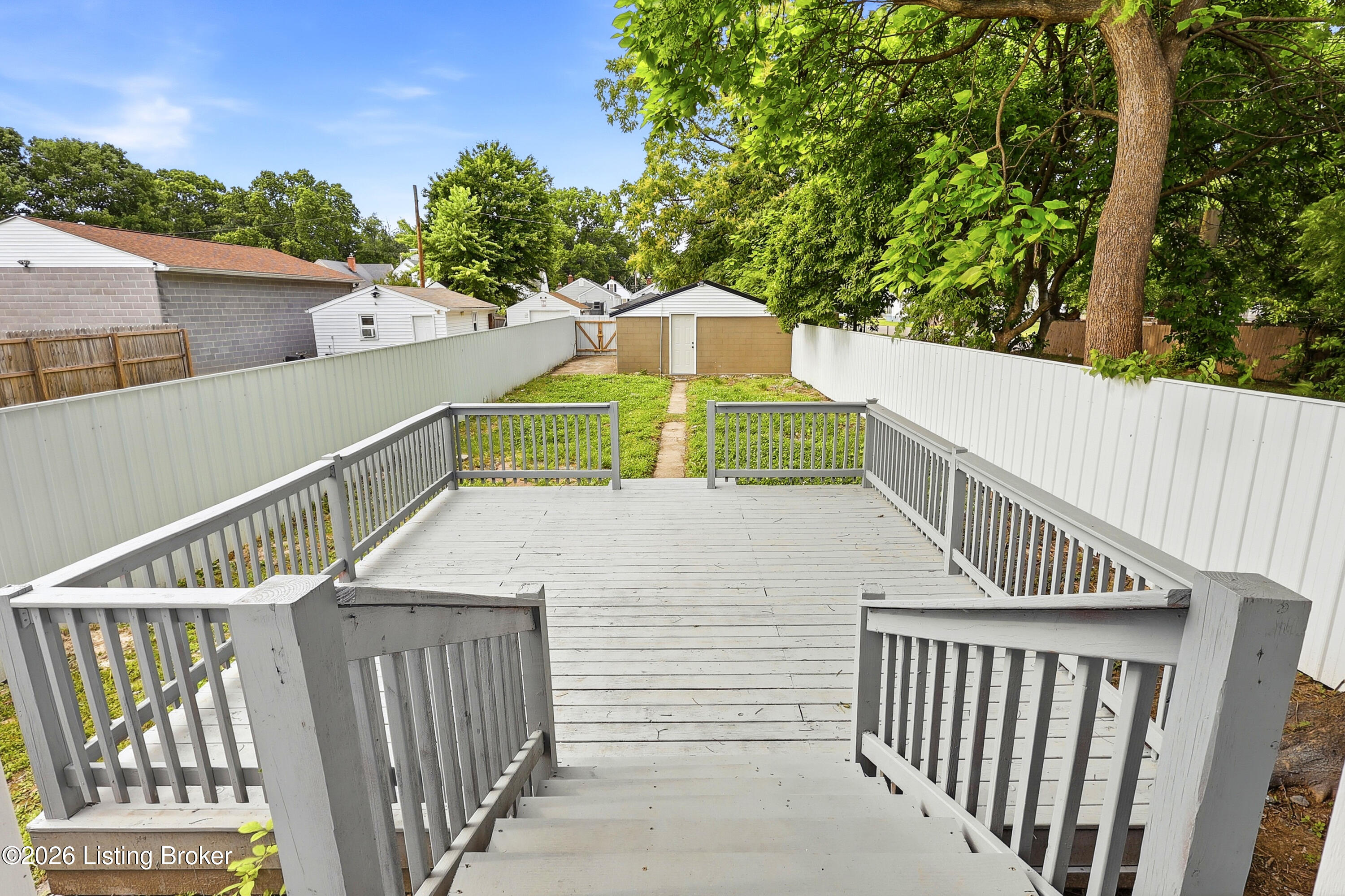 1421 Berry Blvd