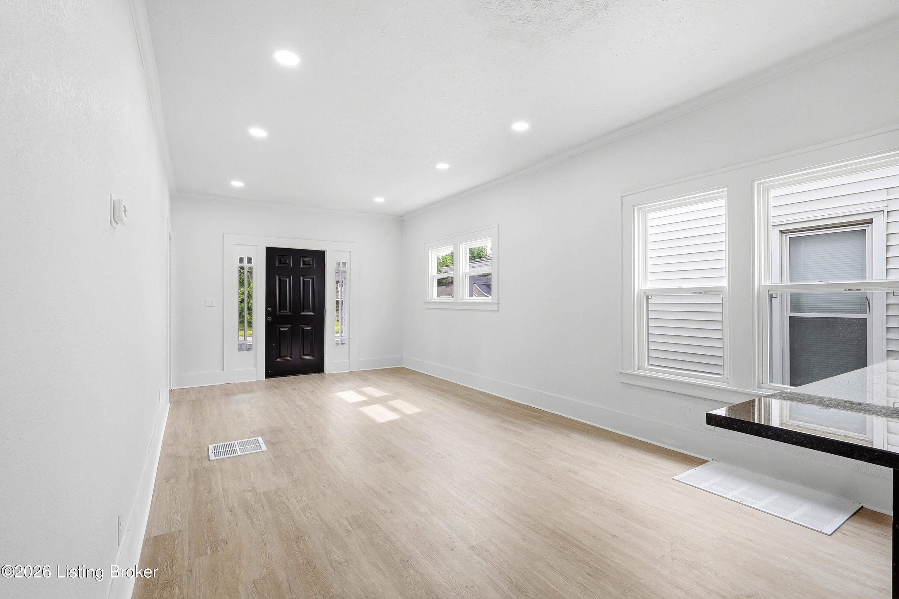 1421 Berry Blvd