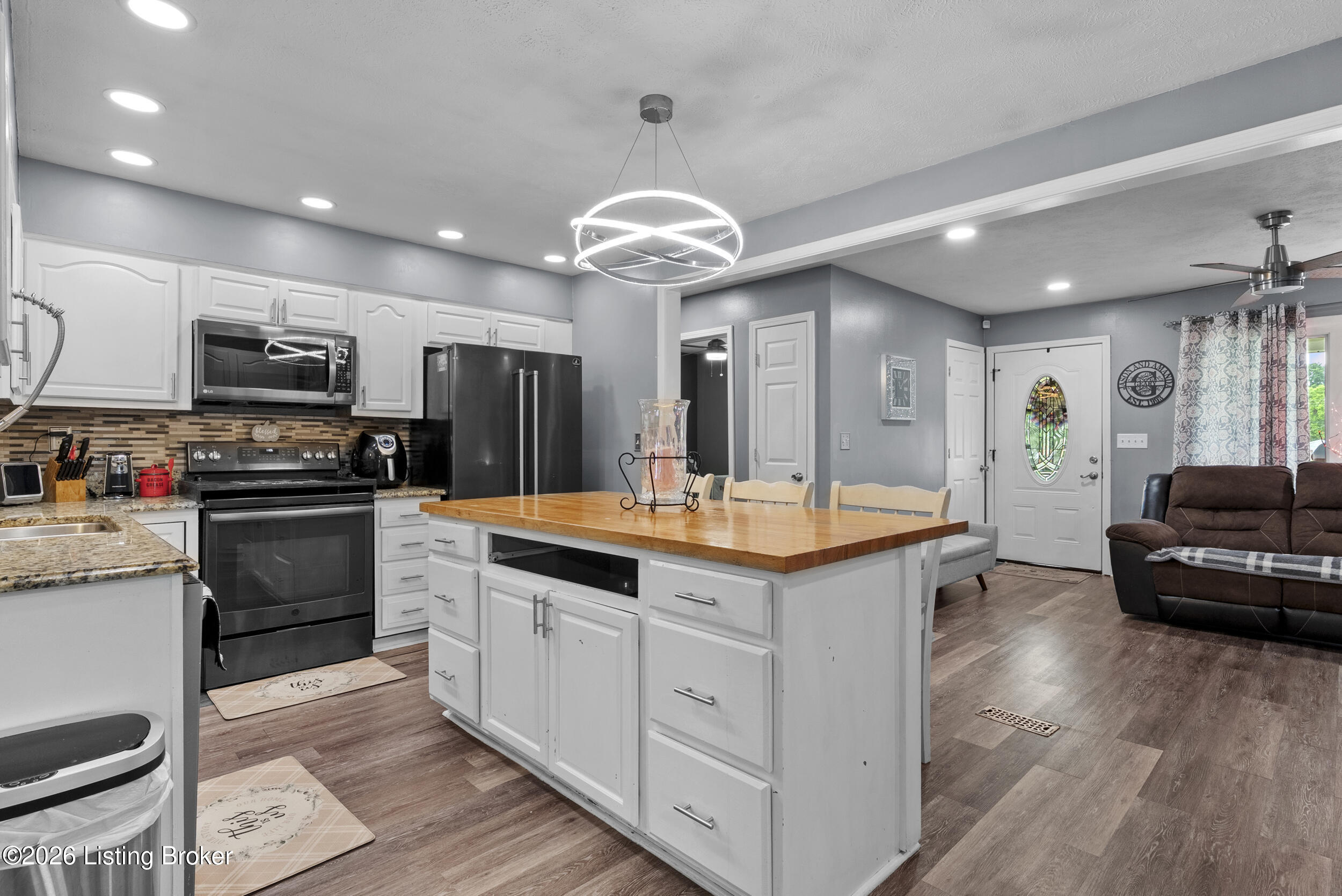 6304 Nigel Dr