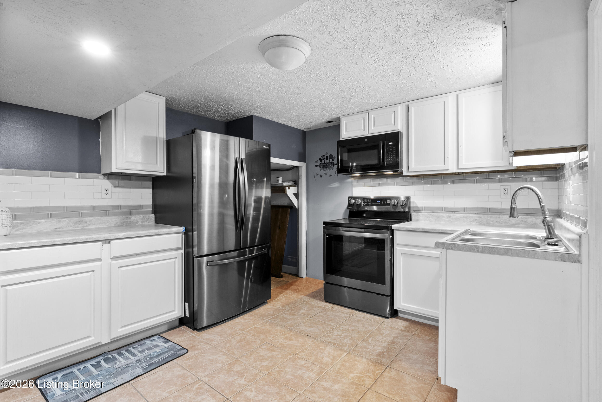 6304 Nigel Dr