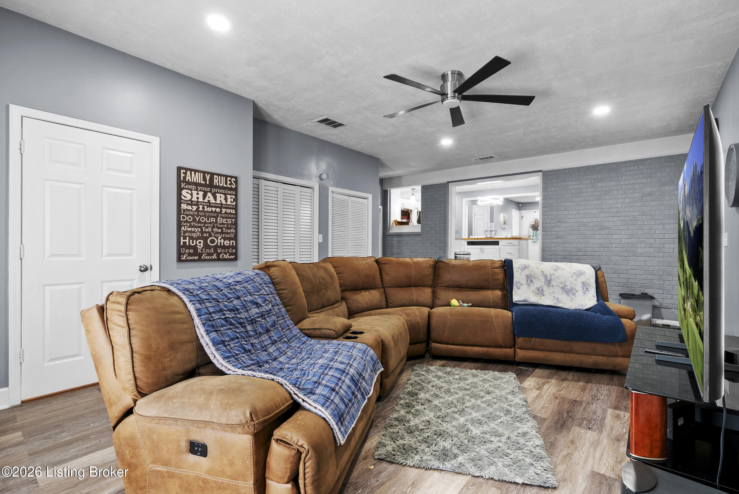 6304 Nigel Dr