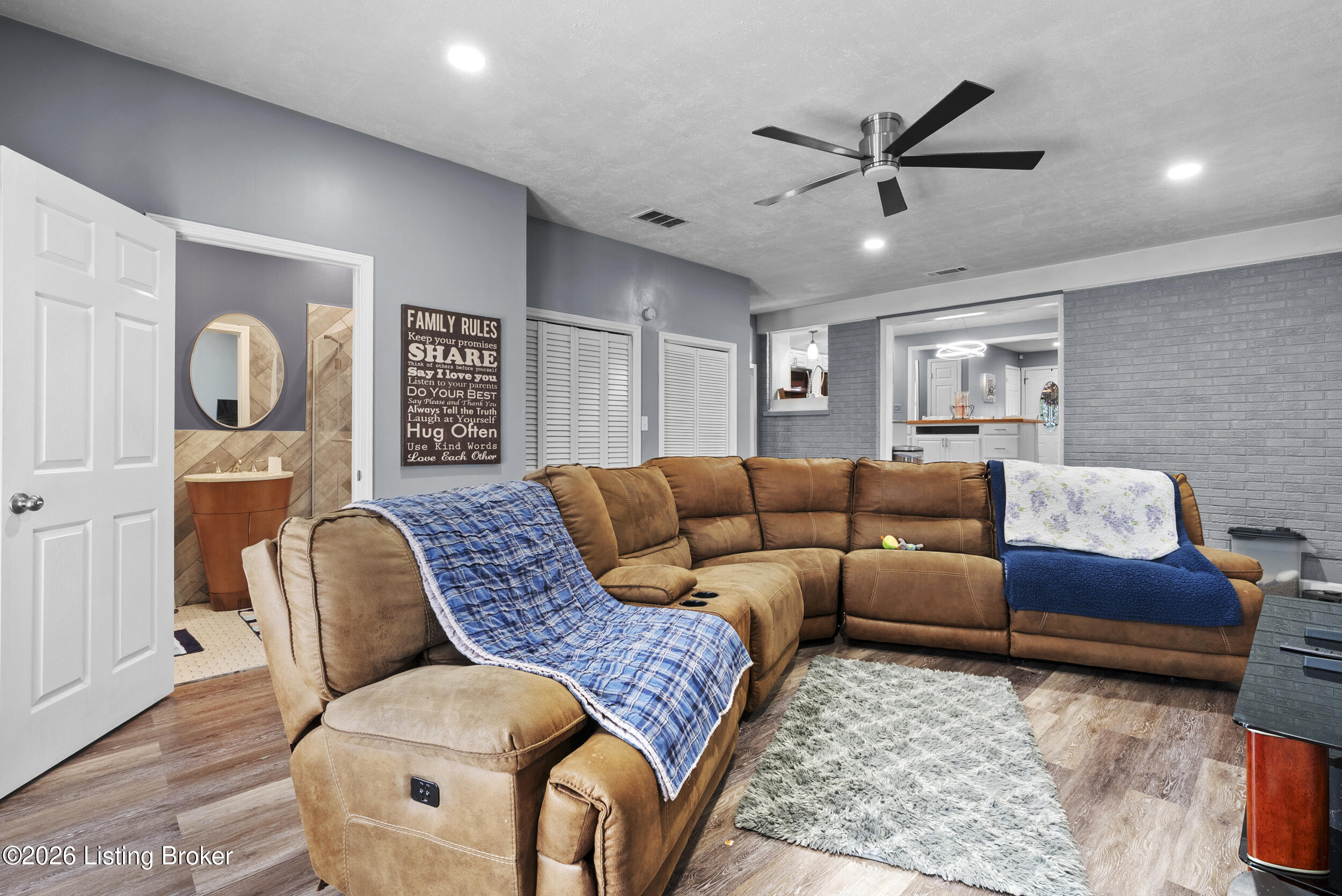 6304 Nigel Dr