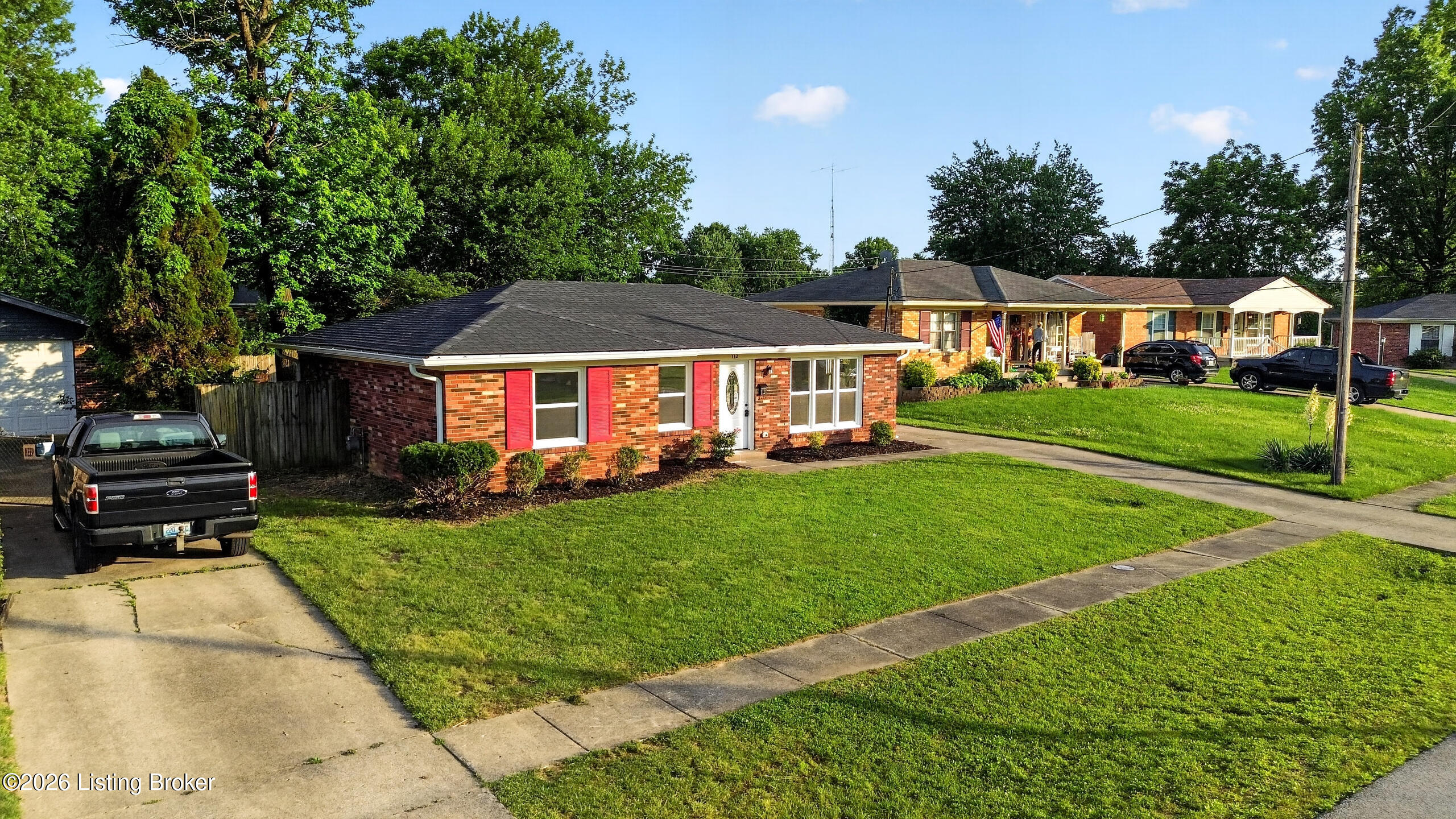 112 Daryl Ct