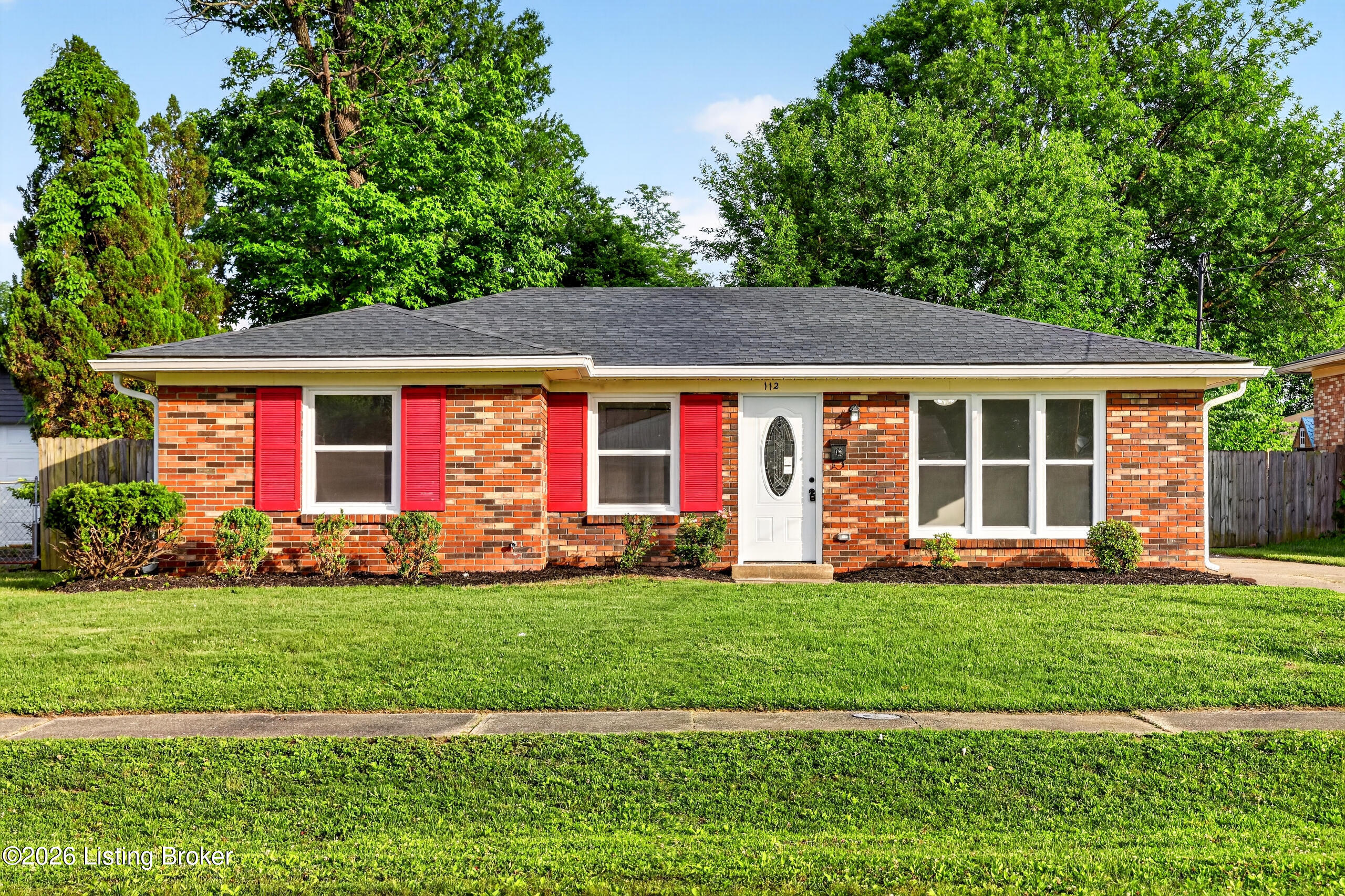 112 Daryl Ct