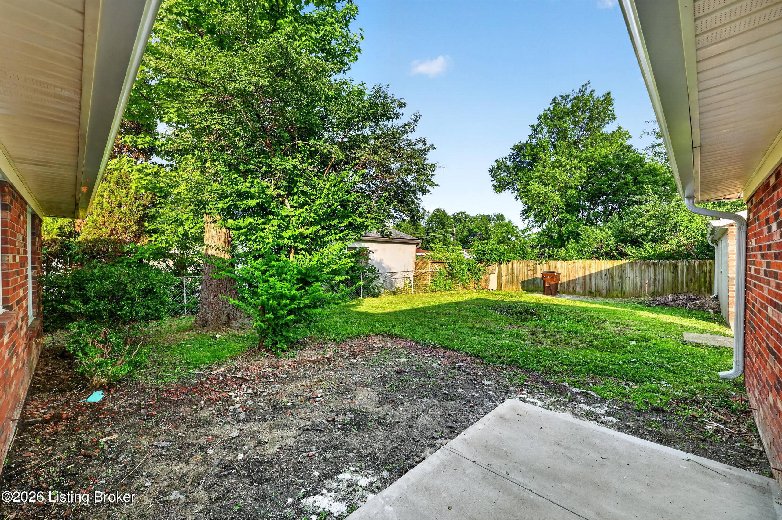 112 Daryl Ct