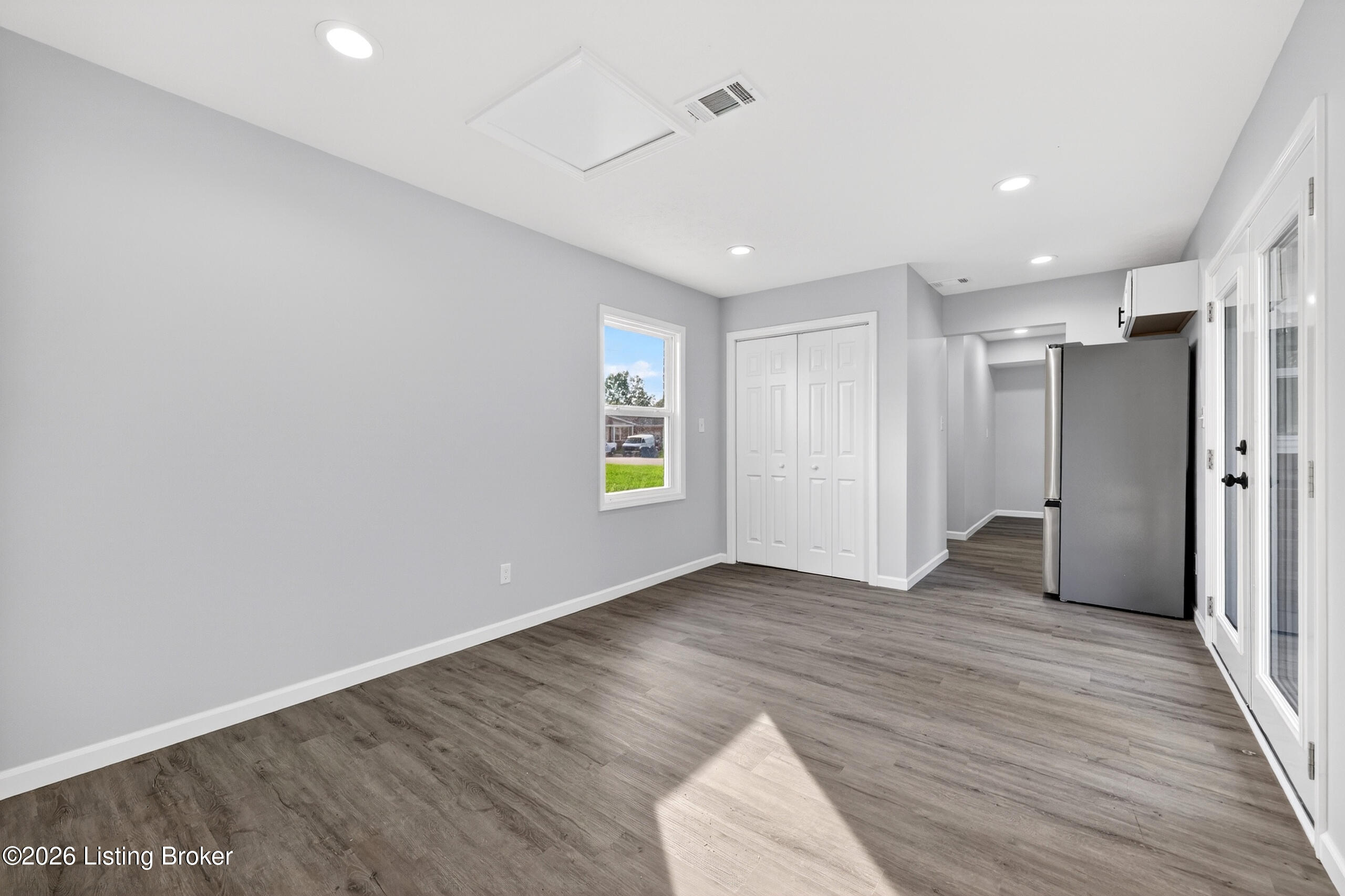 112 Daryl Ct